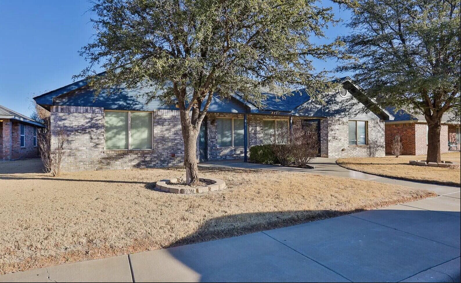 Duplex at 3114 111th Street