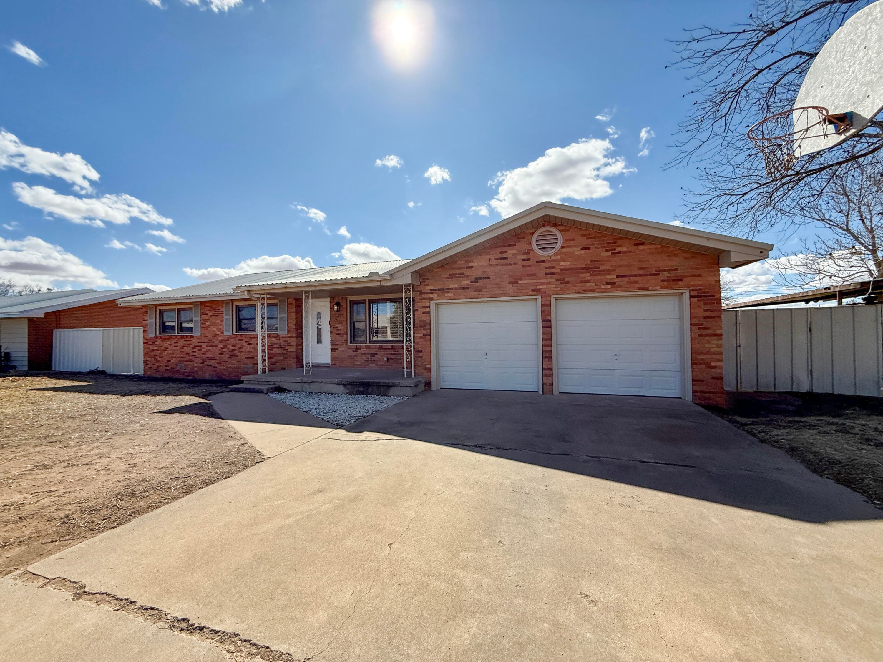 Single Family Residence at 505 17th Street