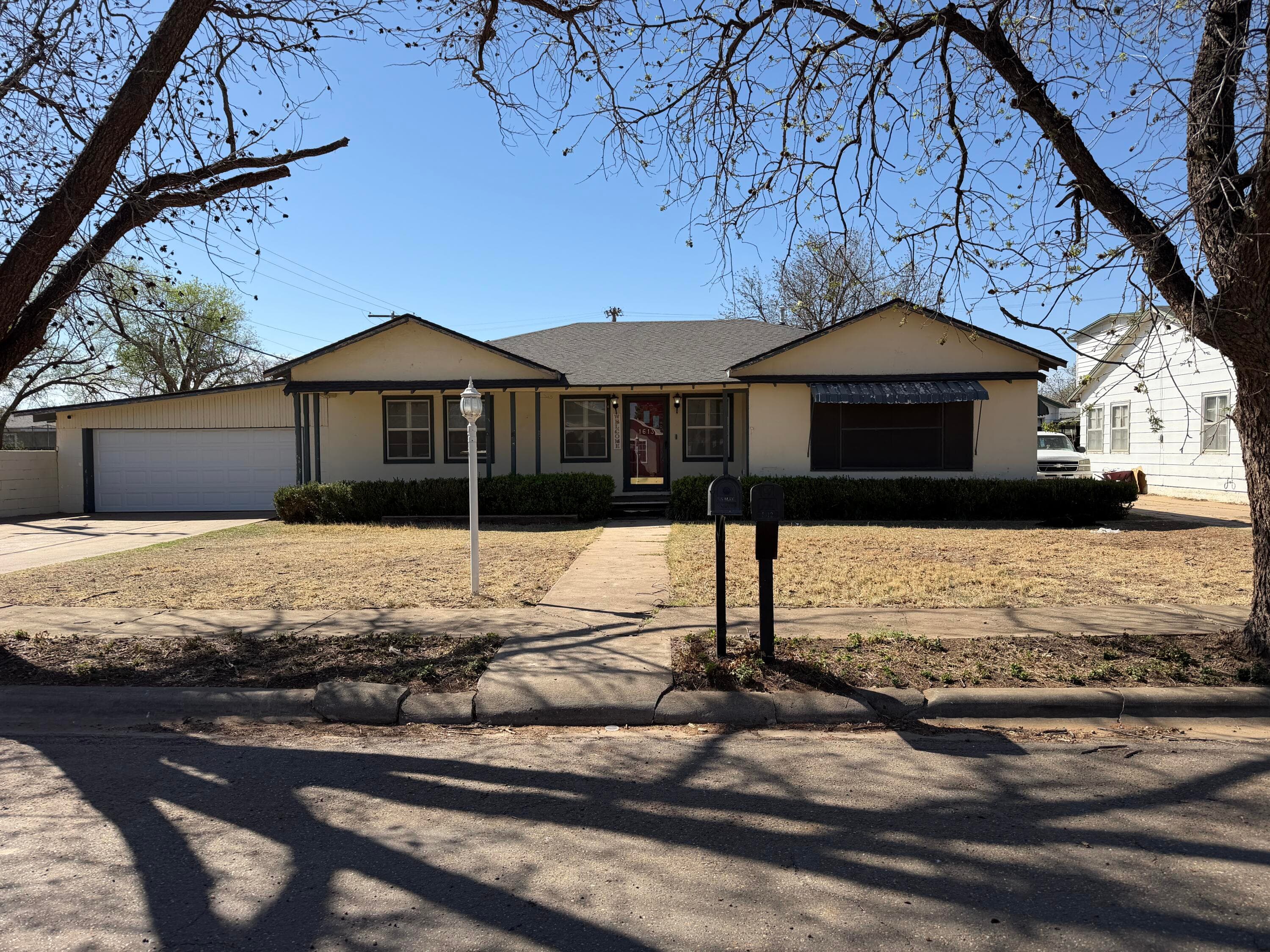 Single Family Residence at 1613 N 3rd Street
