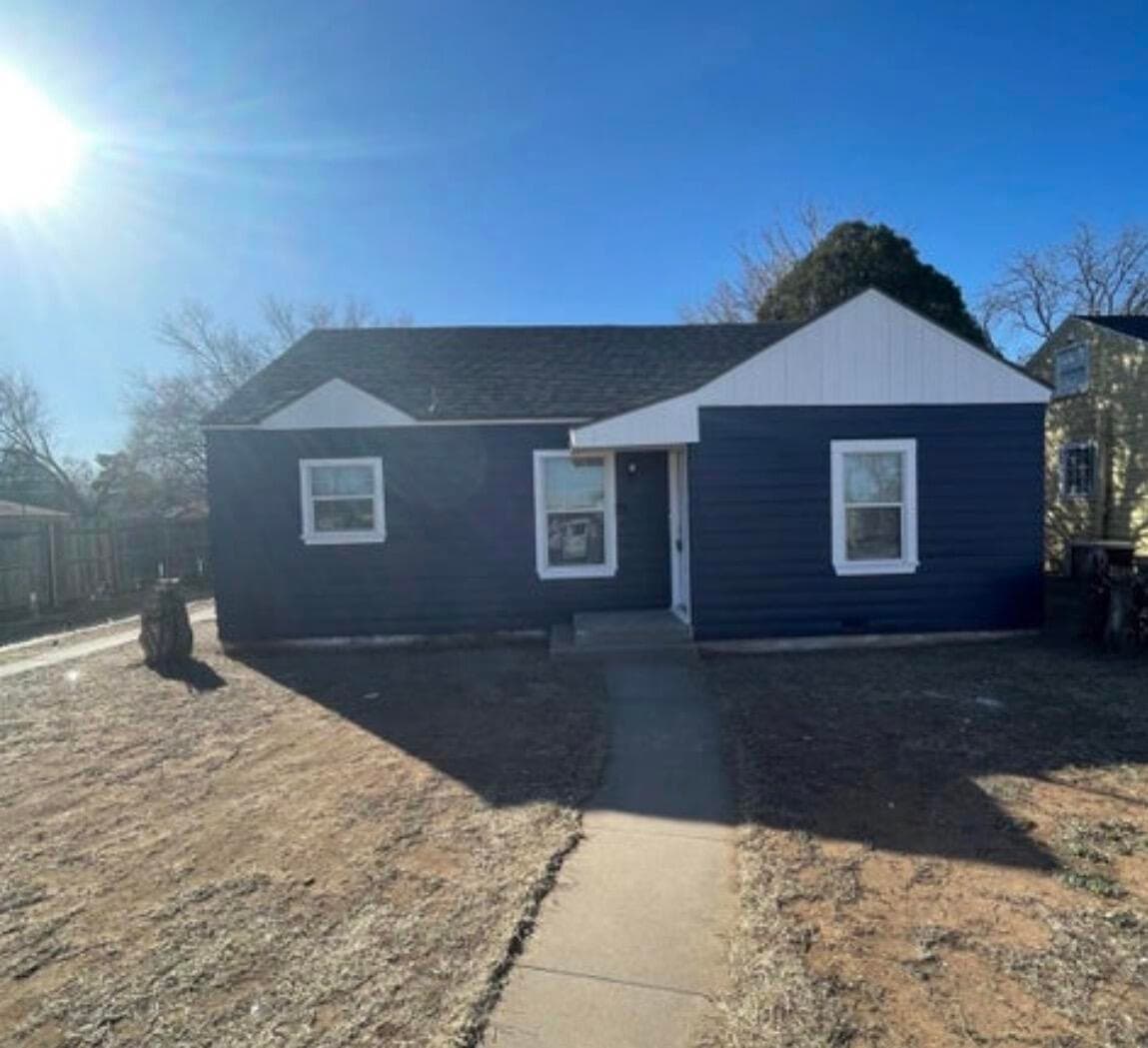 Single Family Residence at 2215 29th Street
