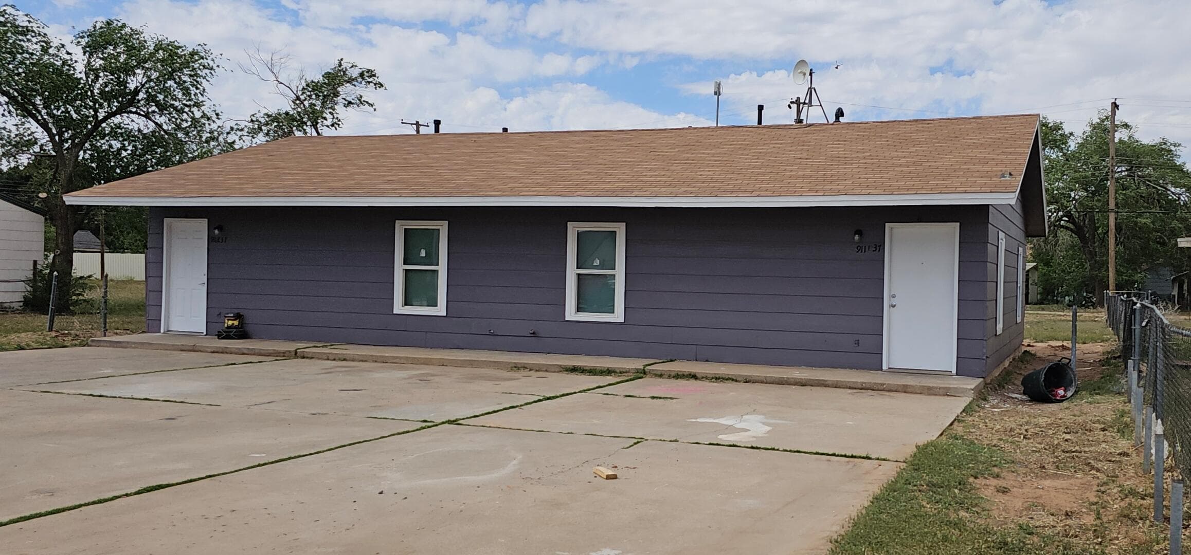 Duplex at 911 E 37th Street