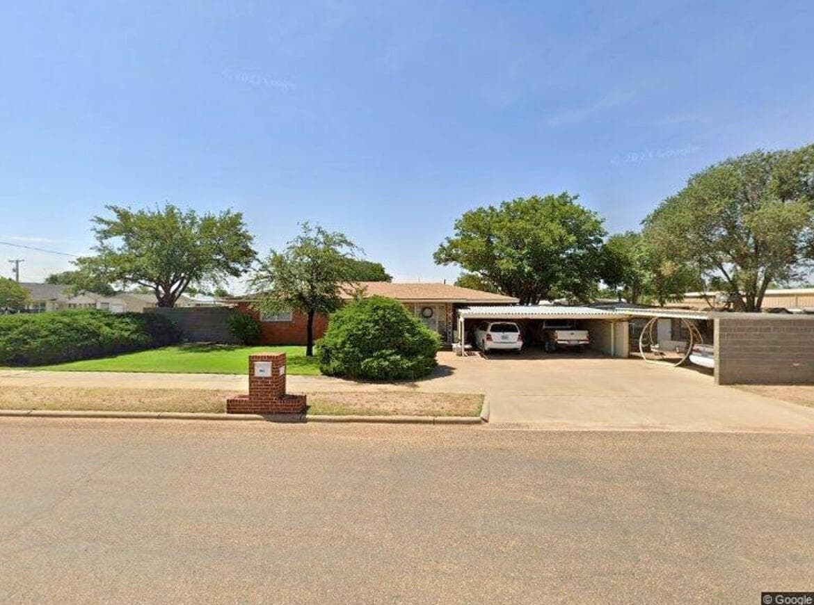 Single Family Residence at 1010 10th Street