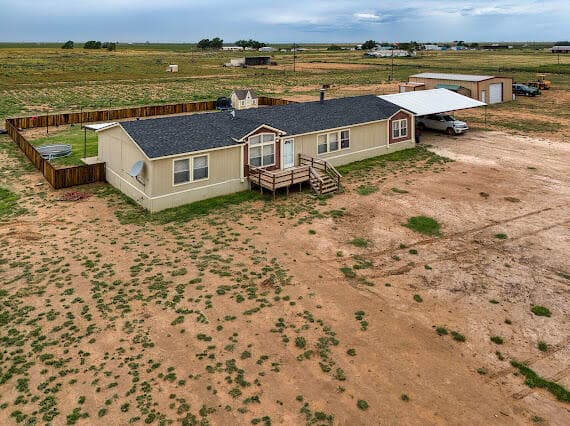Manufactured Home at 6341 Farm Private Road