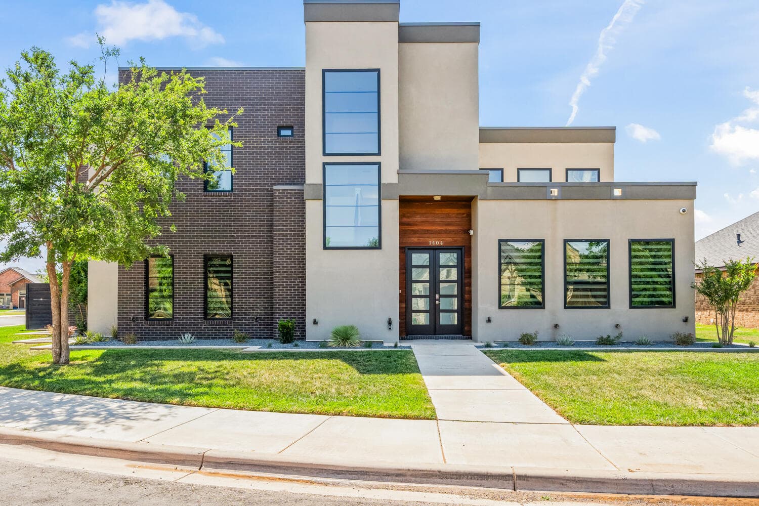 Single Family Residence at 1404 Knight Avenue