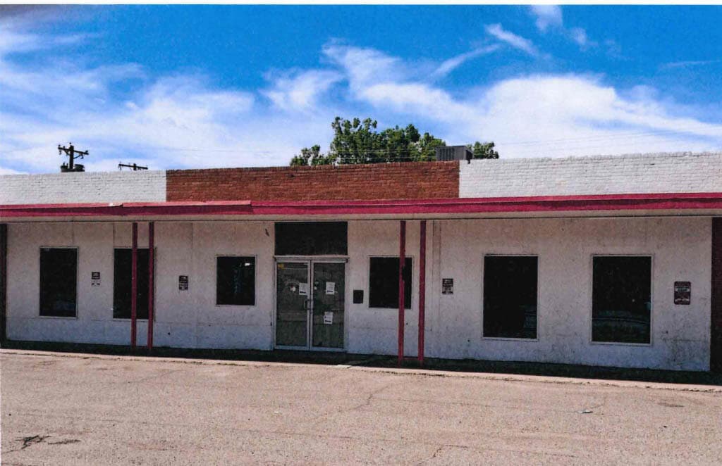 Retail at 2844 34th Street