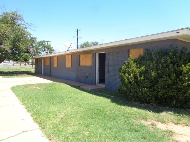 Duplex at 2805 E 2nd Street