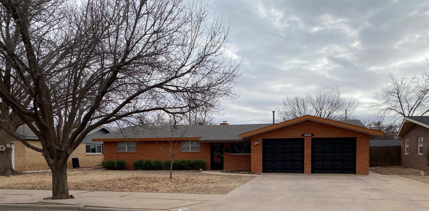 Single Family Residence at 3011 55th Street