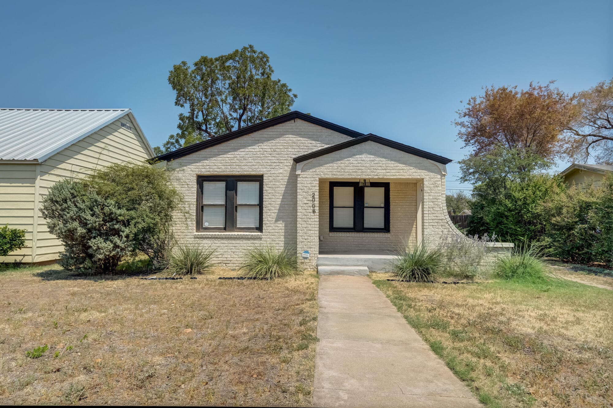 Single Family Residence at 2008 28th Street