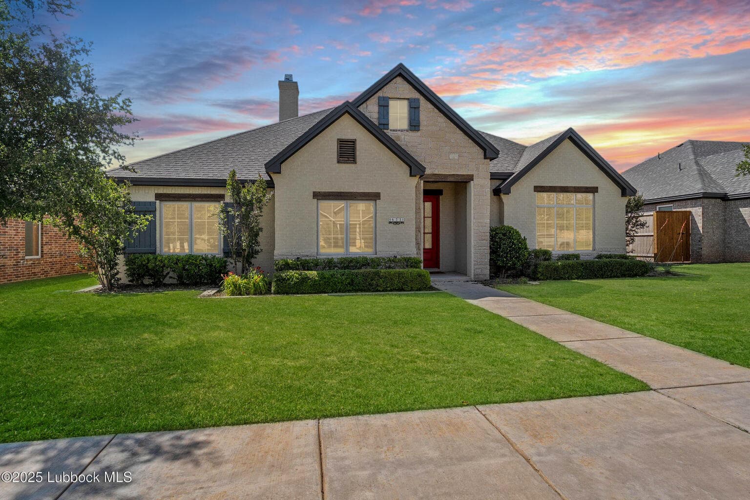 Single Family Residence at 623 N 9th Street