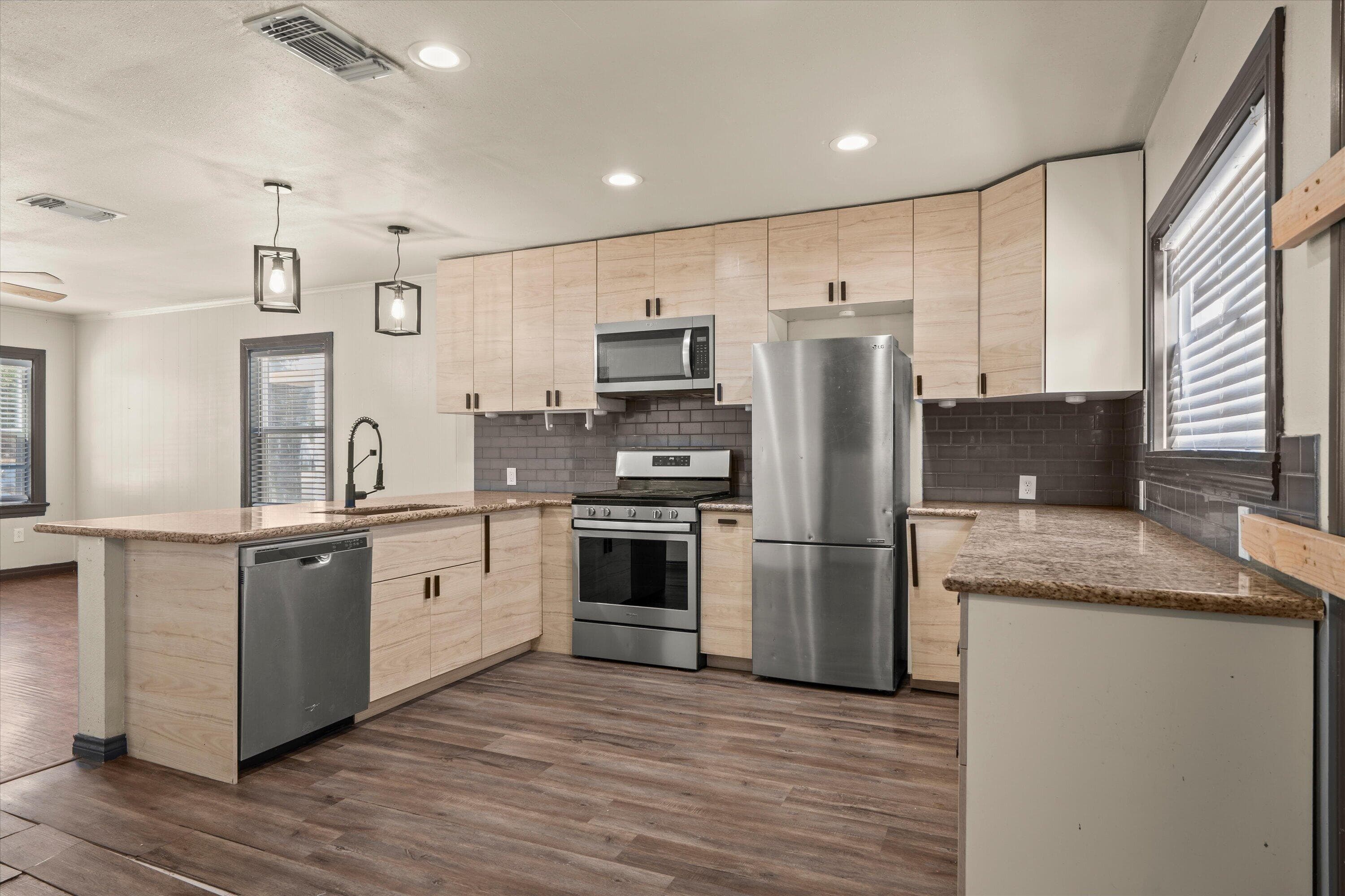 Single Family Residence at 1924 23rd Street