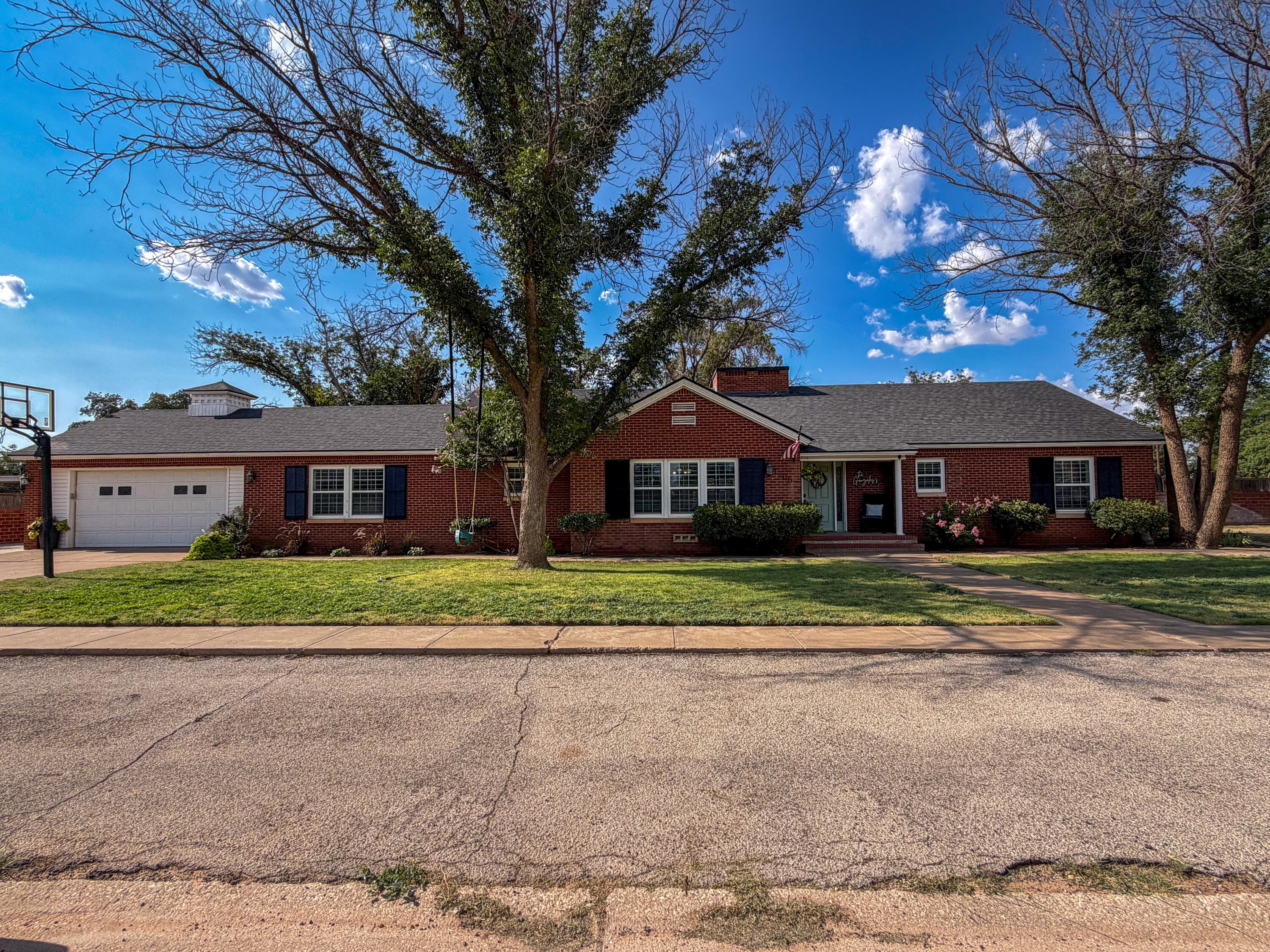 Single Family Residence at 1006 N 9th Street