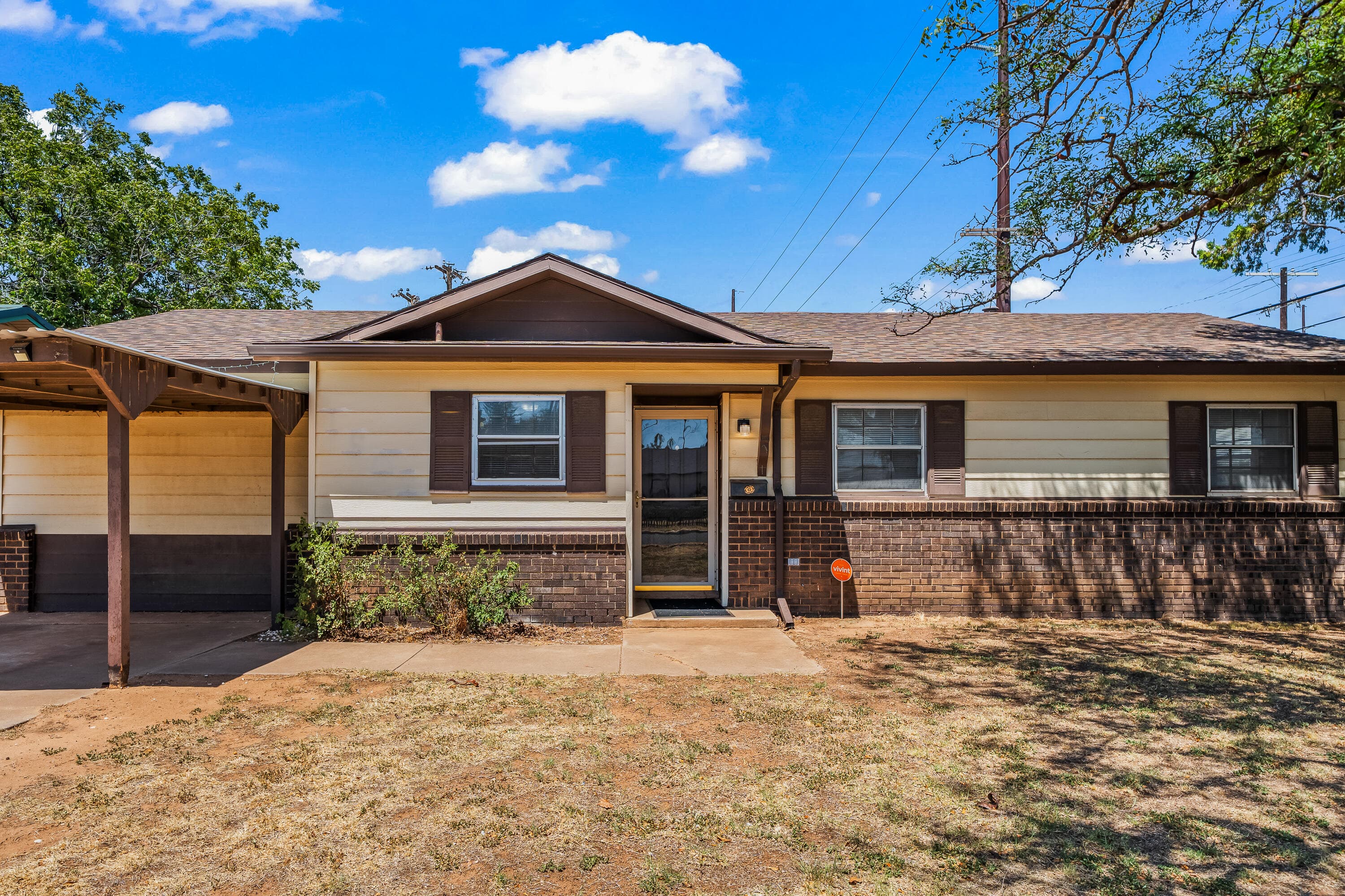 Single Family Residence at 1602 68th Street