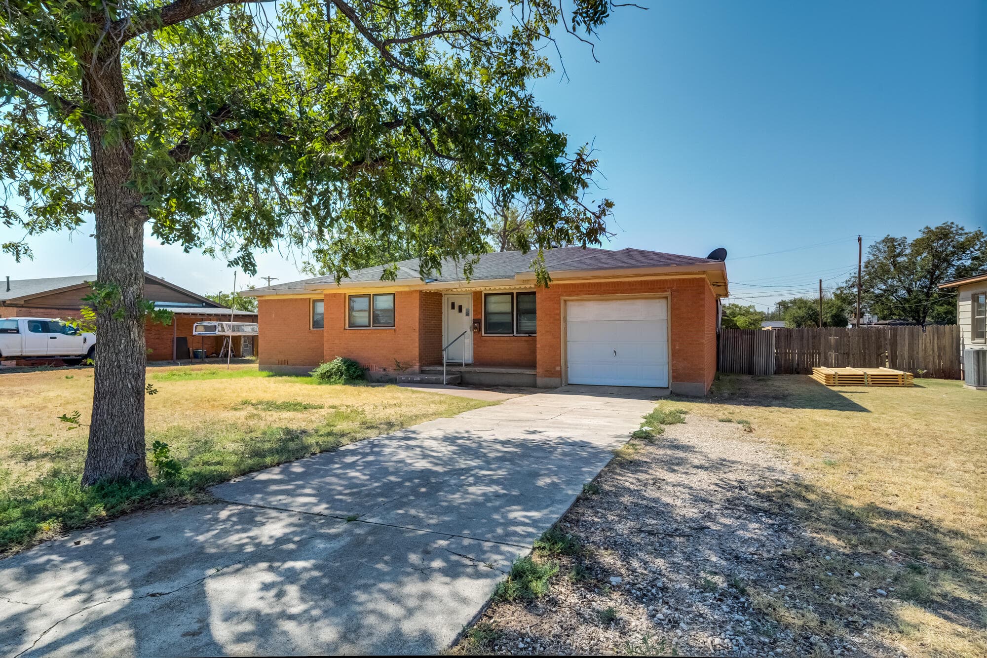 Single Family Residence at 412 Hicks Place
