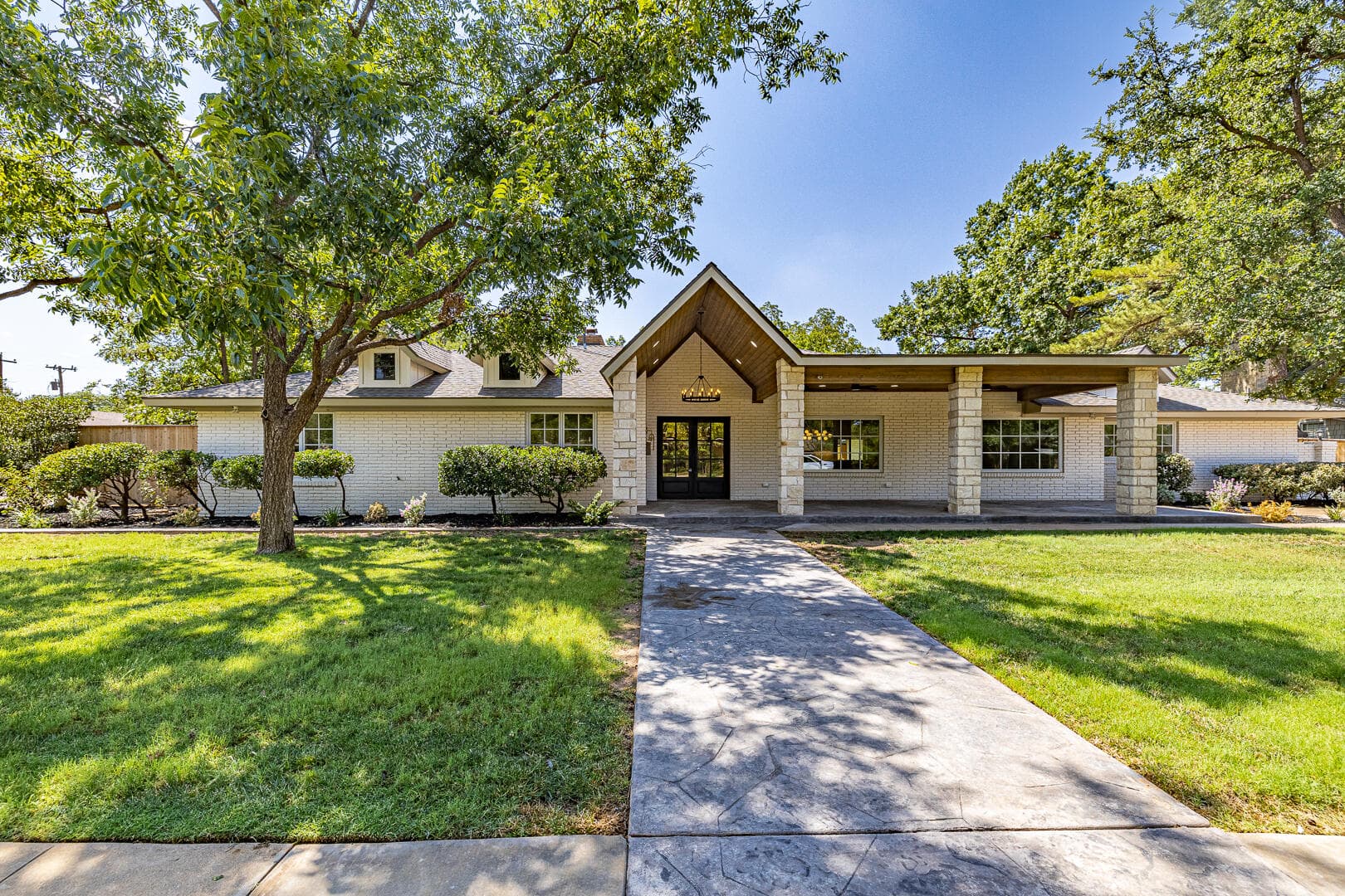 Single Family Residence at 4617 10th Street