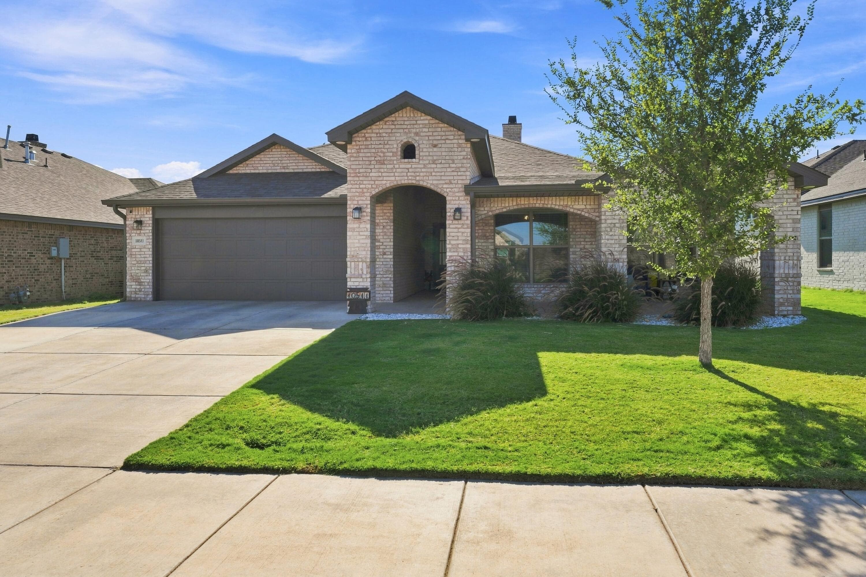 Single Family Residence at 10511 Atlanta Avenue