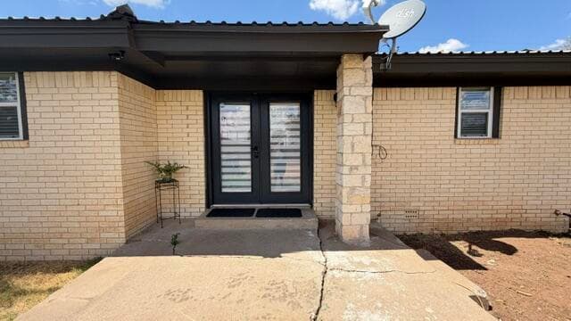 Single Family Residence at 2201 Date Avenue