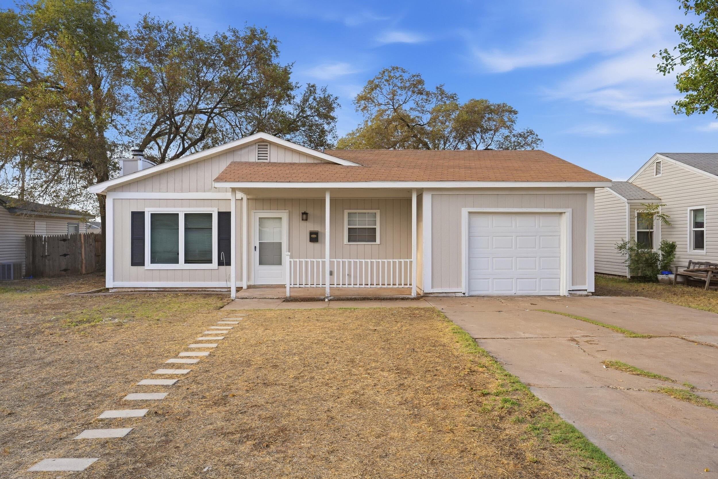 Single Family Residence at 2605 39th Street