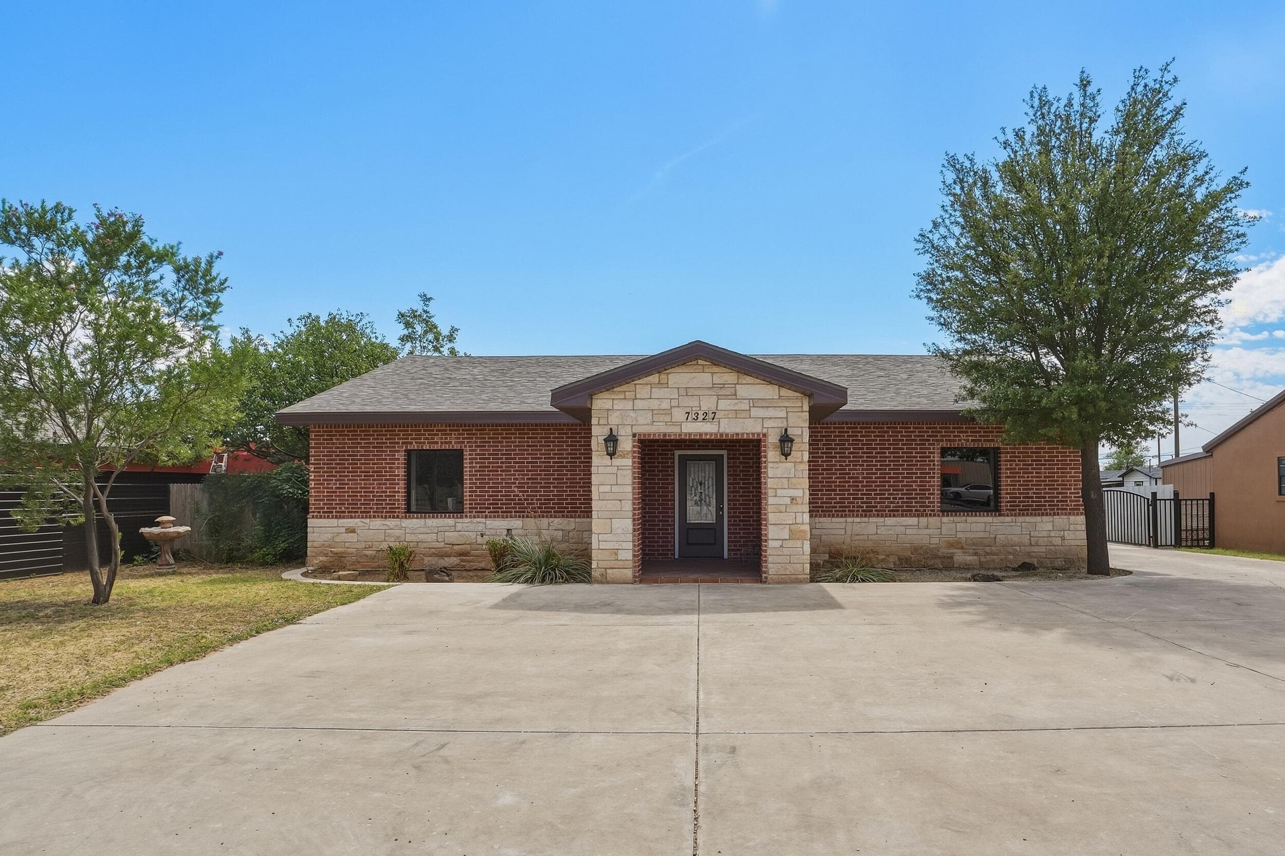 Mixed Use at 7327 19th Street