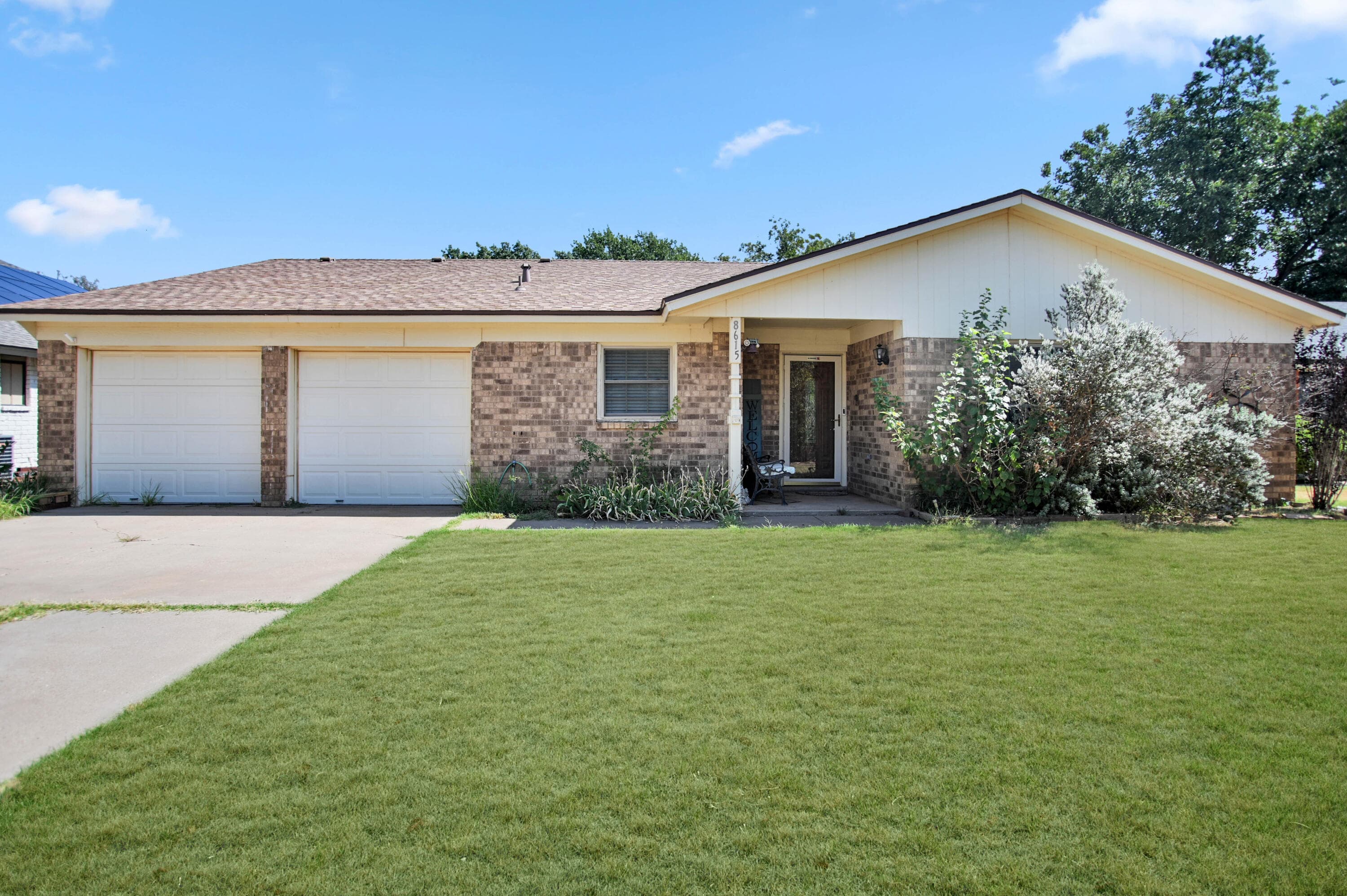 Single Family Residence at 8615 Knoxville Avenue