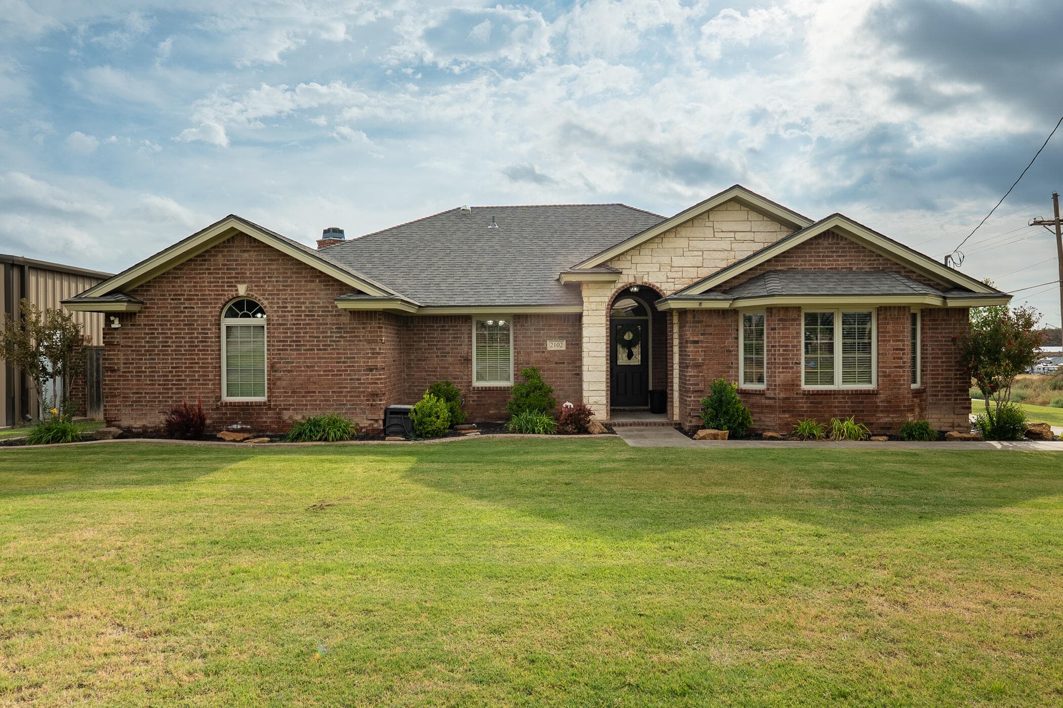 Single Family Residence at 2102 Mesa Road