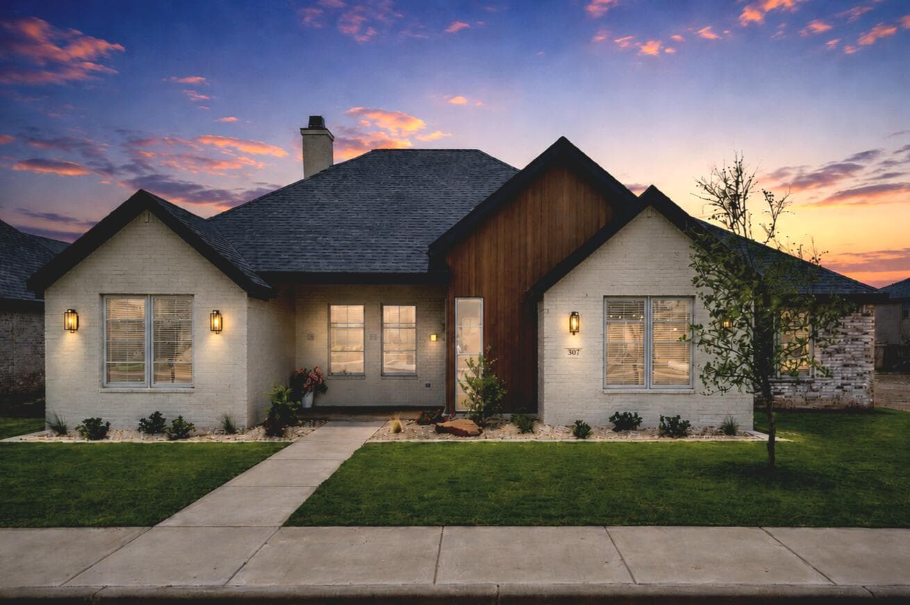 Single Family Residence at 307 N 9th Street