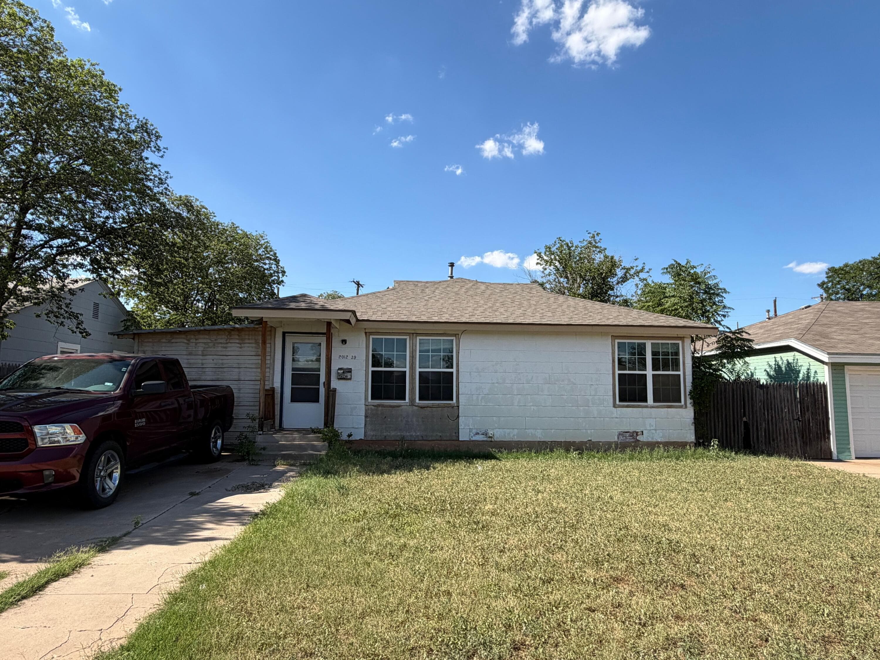 Single Family Residence at 2012 39th Street