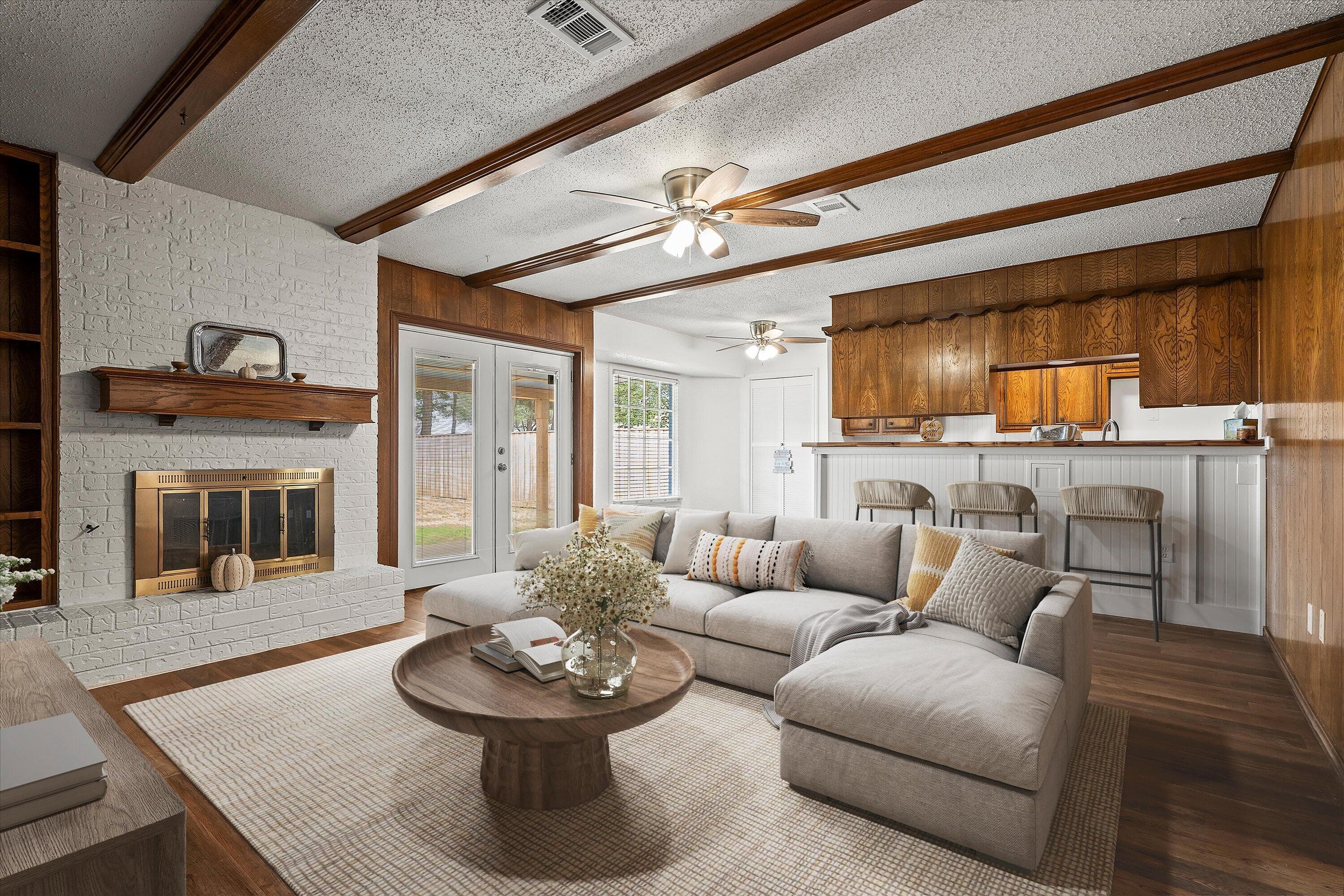 Single Family Residence at 3504 Englewood Avenue