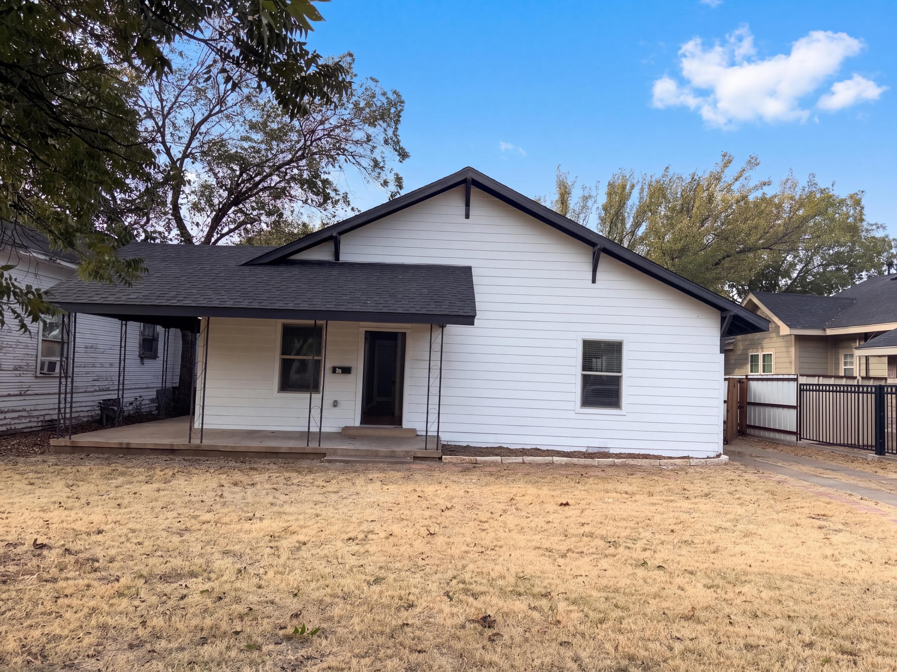 Single Family Residence at 1903 Elizabeth Avenue