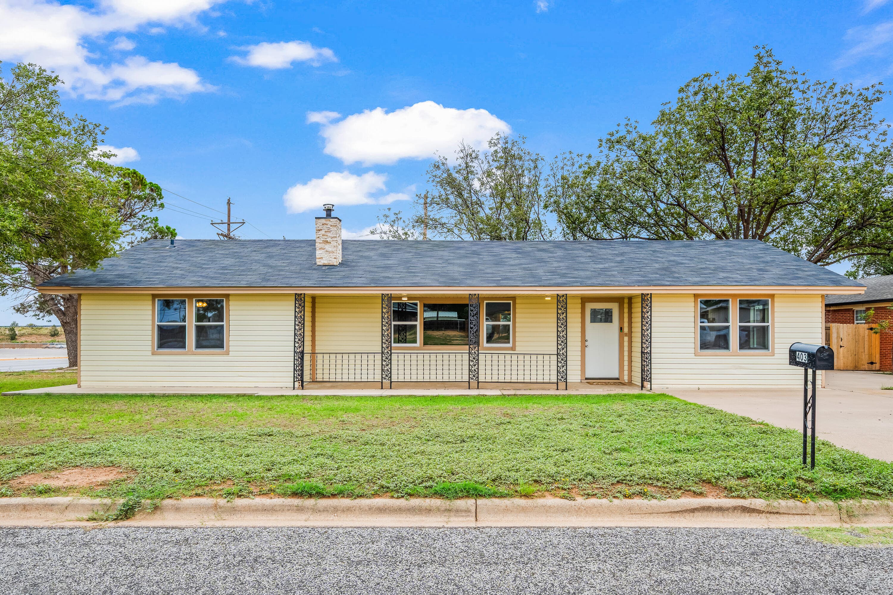 Single Family Residence at 403 6th Street
