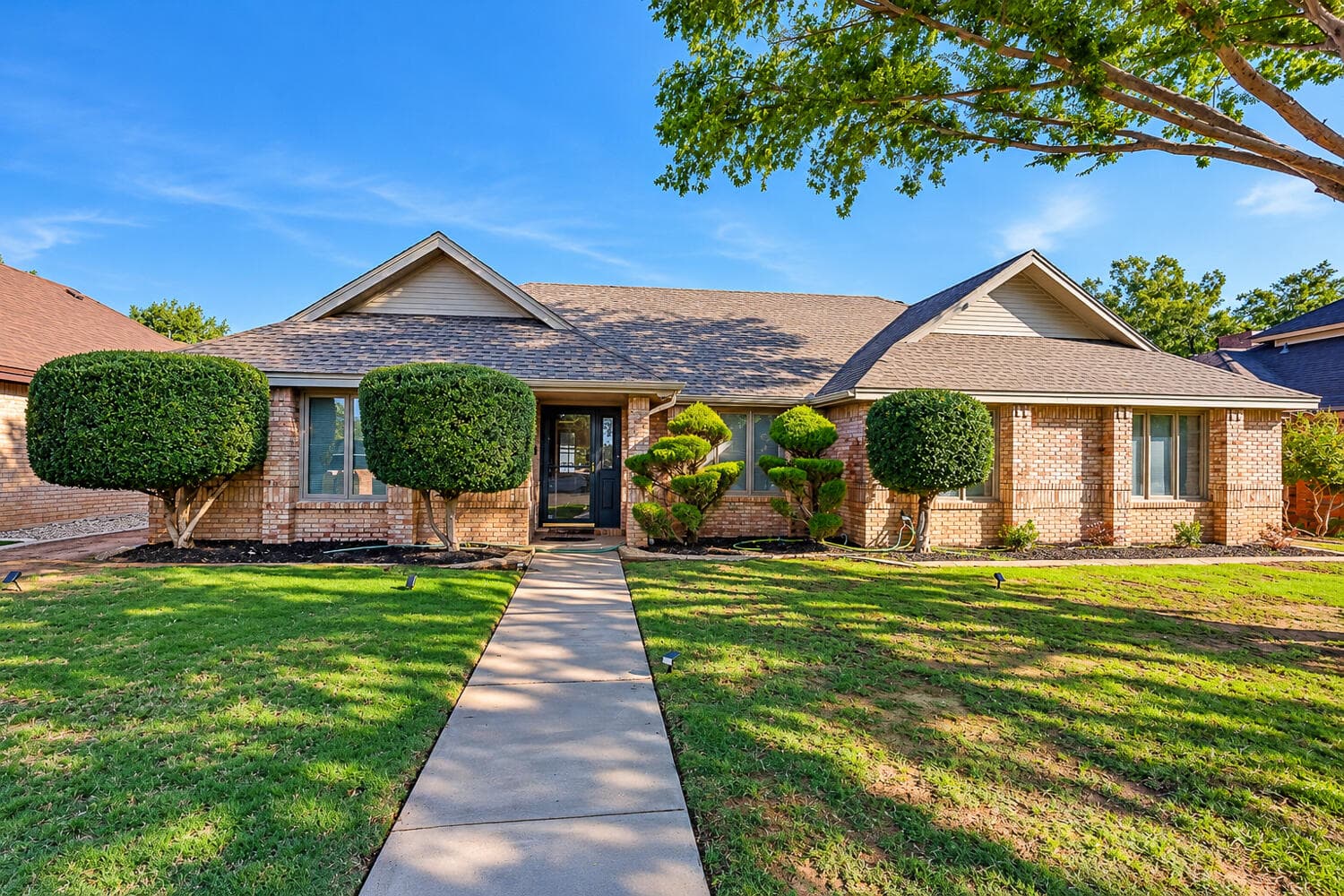 Single Family Residence at 5522 85th Street