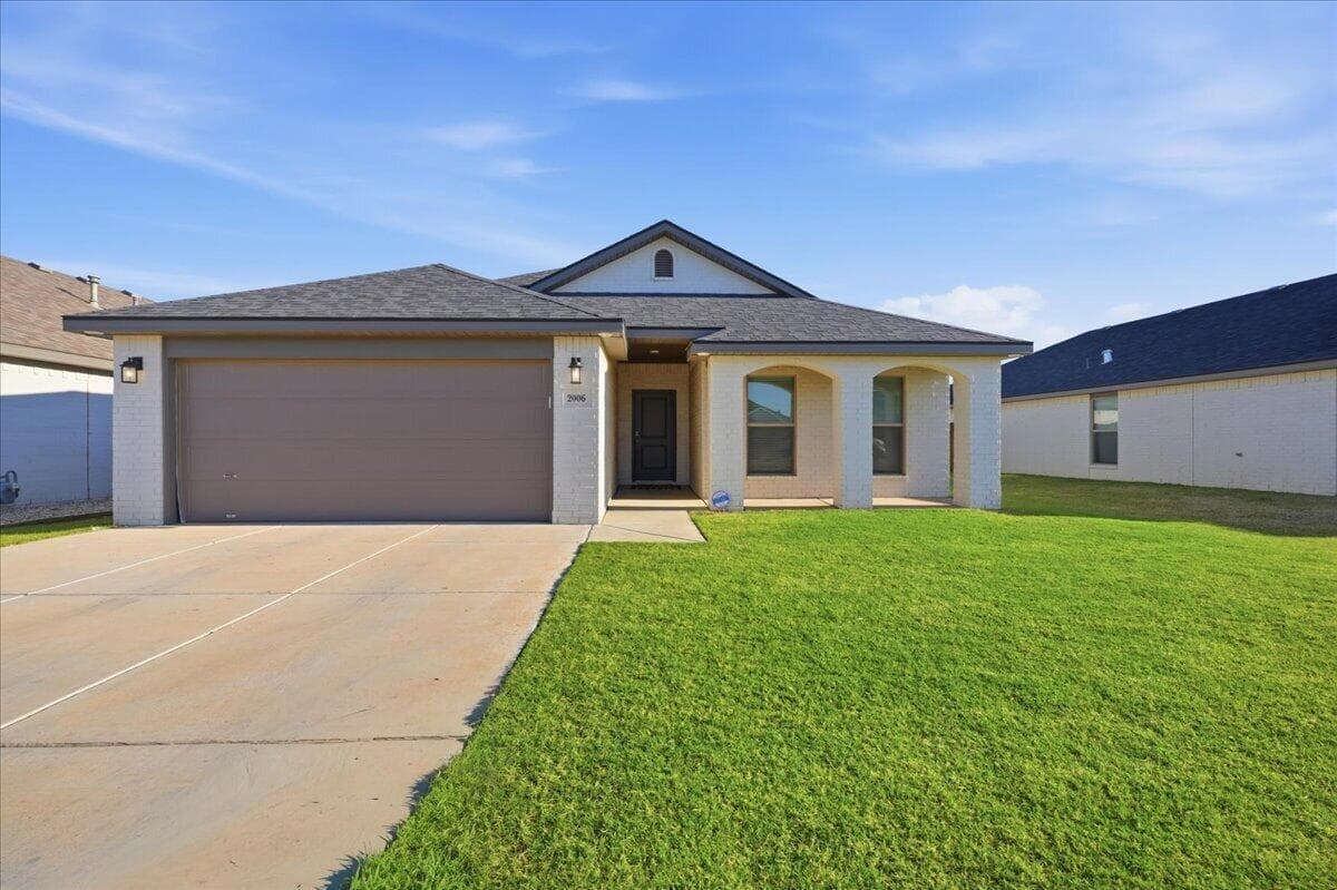 Single Family Residence at 2006 140th Street