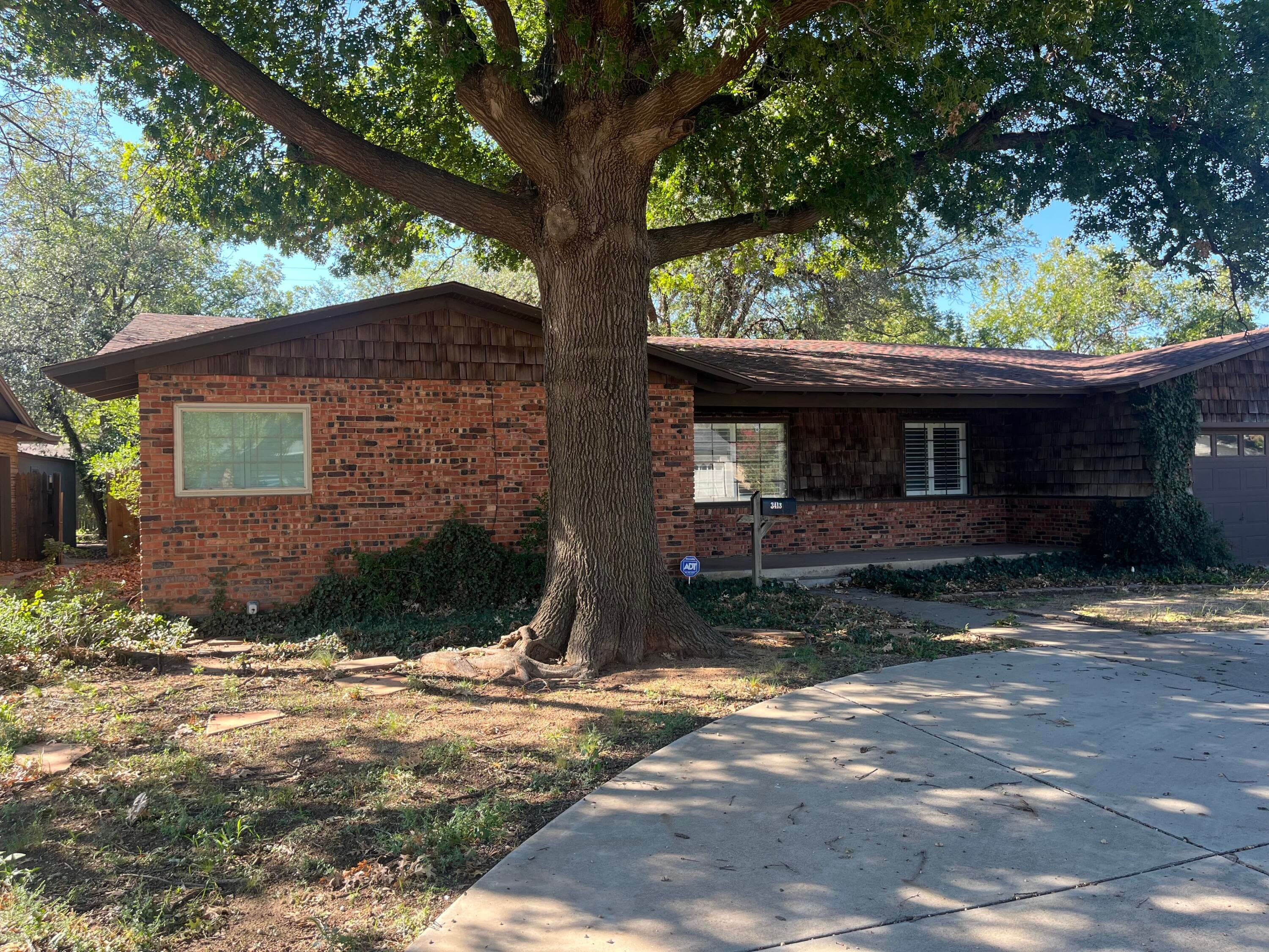 Single Family Residence at 3413 42nd Street