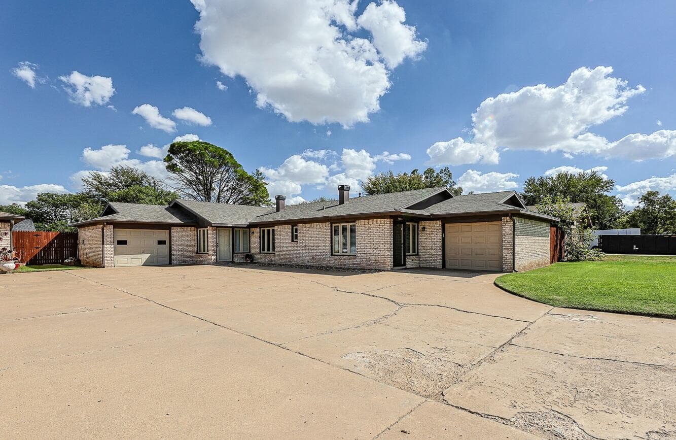Duplex at 4424 75th Drive
