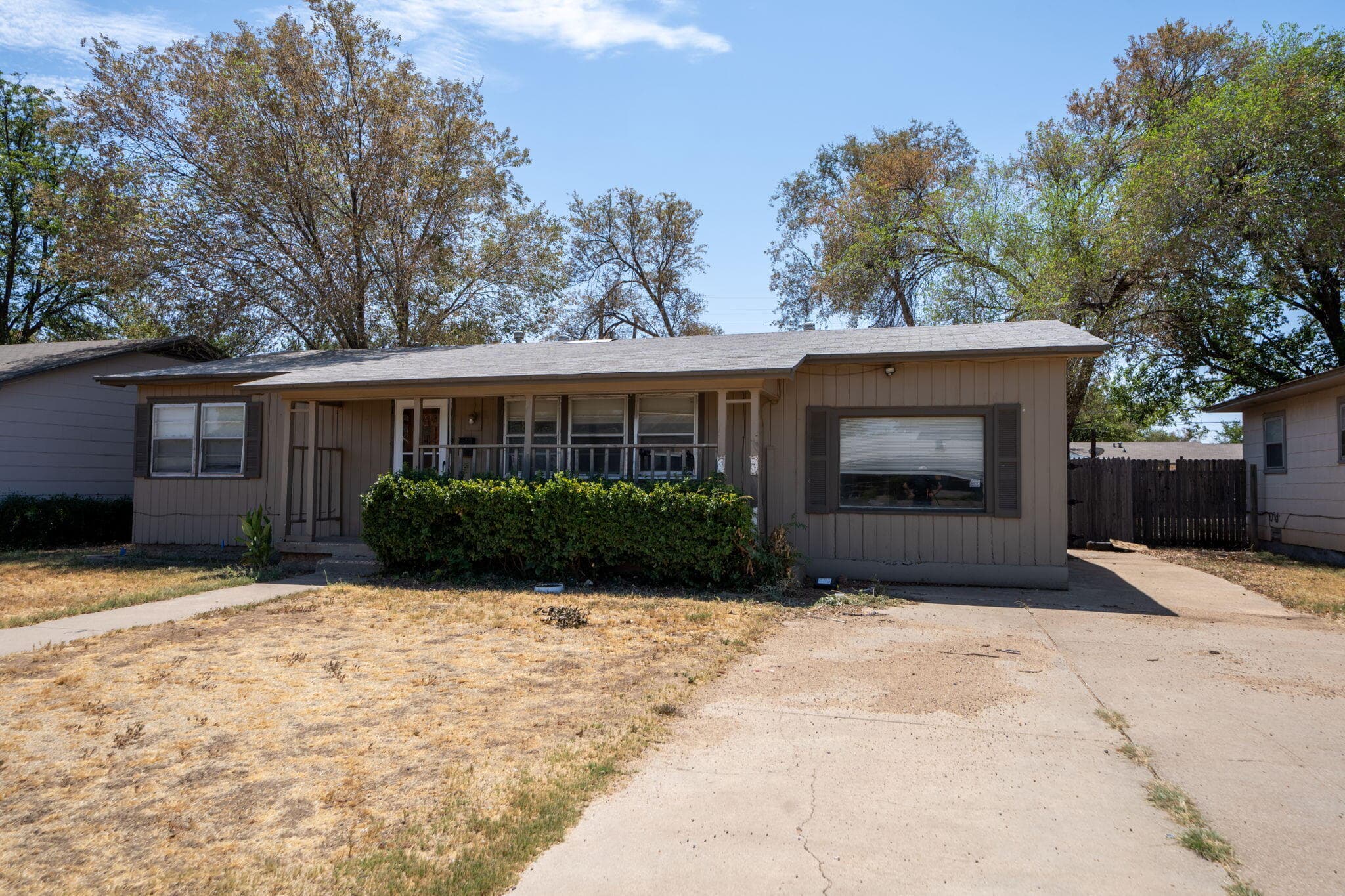Single Family Residence at 2611 43rd Street