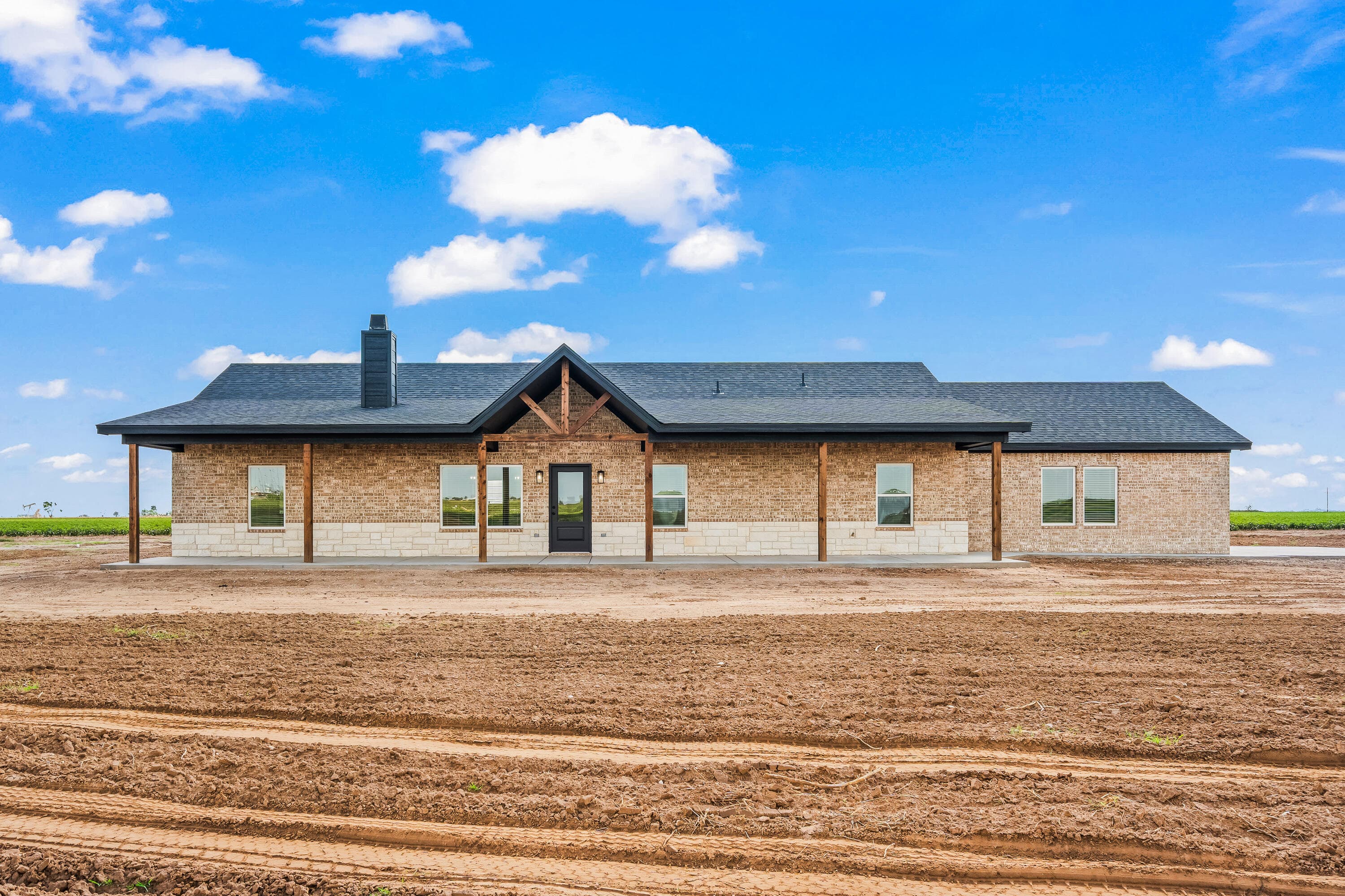 Single Family Residence at 8618 E County Road 6710