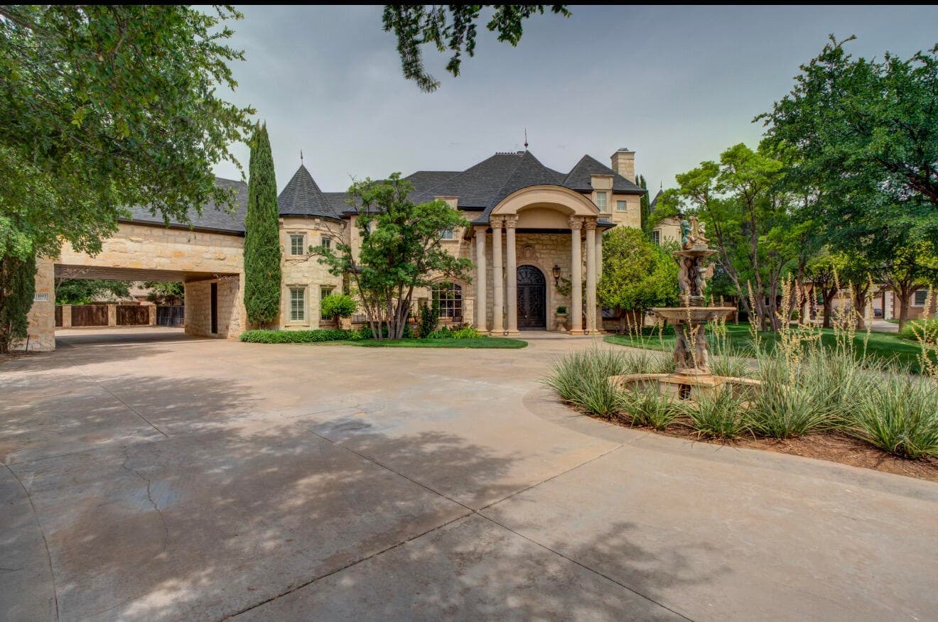 Single Family Residence at 11002 Richmond Avenue