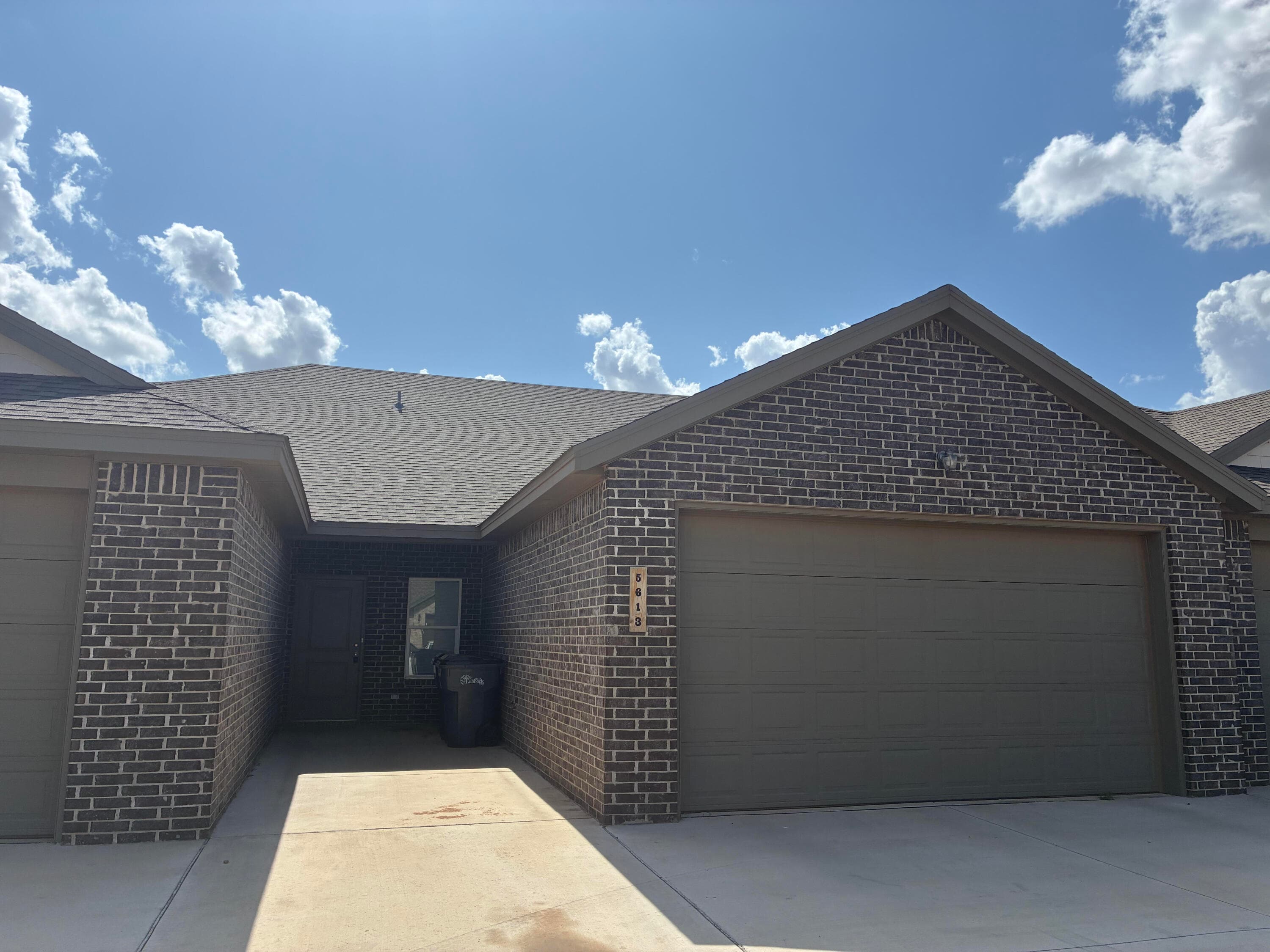 Townhouse at 5613 Kemper Street