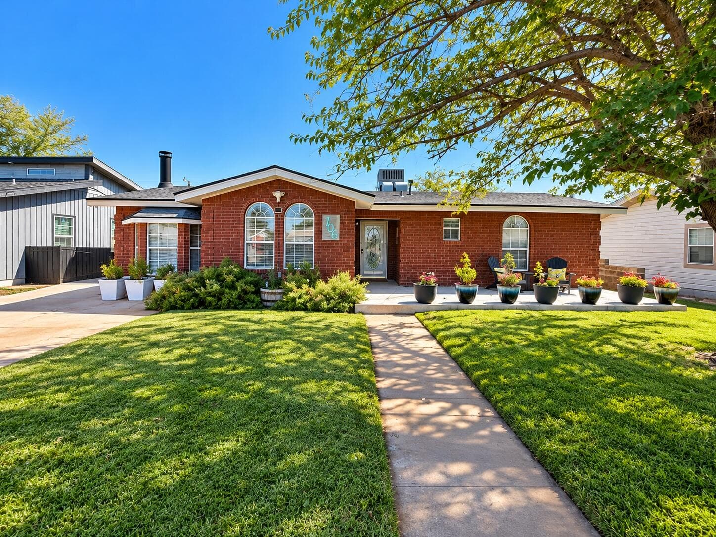 Single Family Residence at 706 NW 12th Street