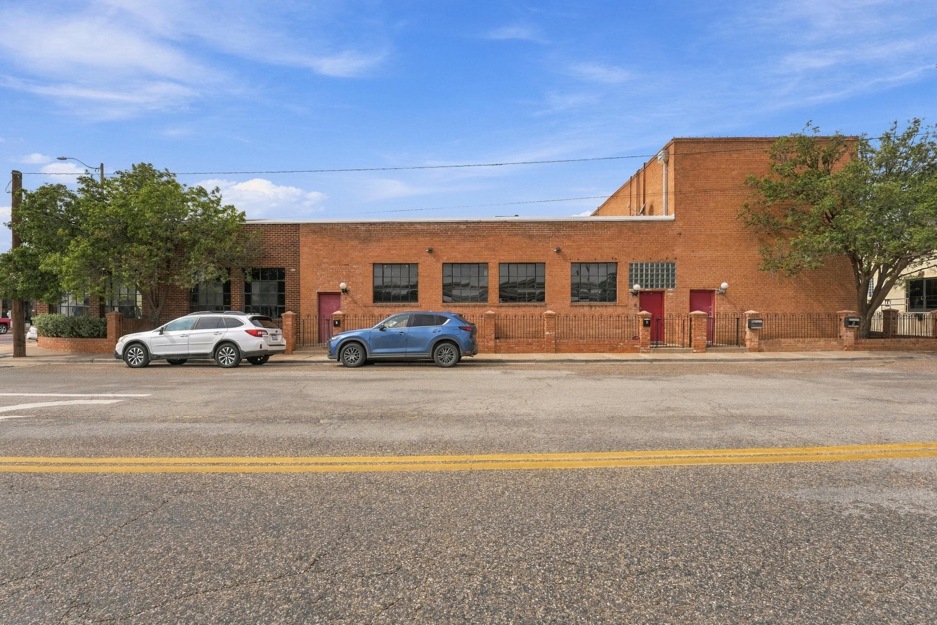 Mixed Use at 602 Broadway Street