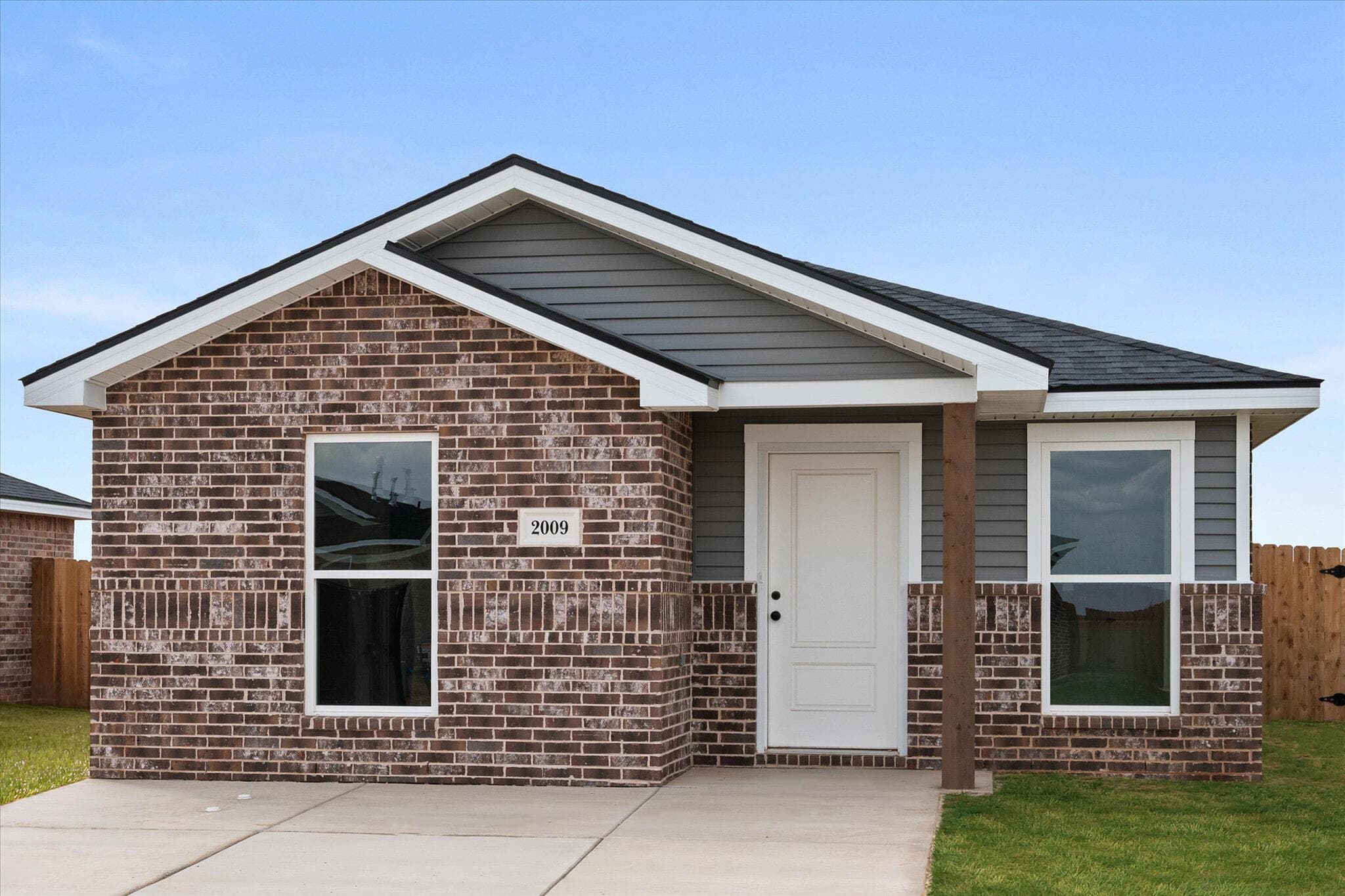 Single Family Residence at 2009 Tractor Avenue