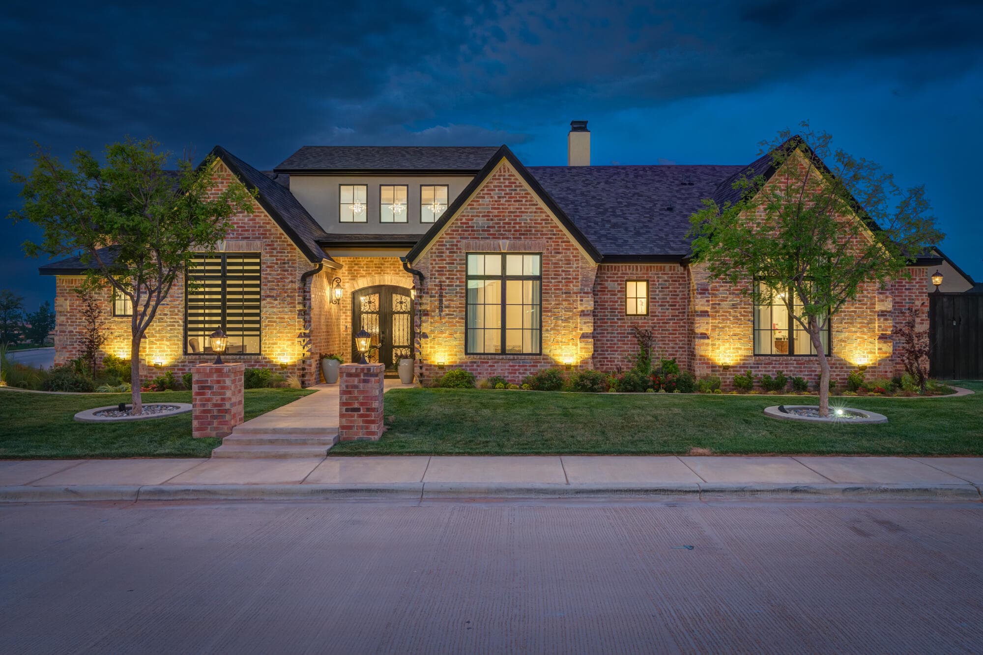 Single Family Residence at 14801 Norwood Avenue
