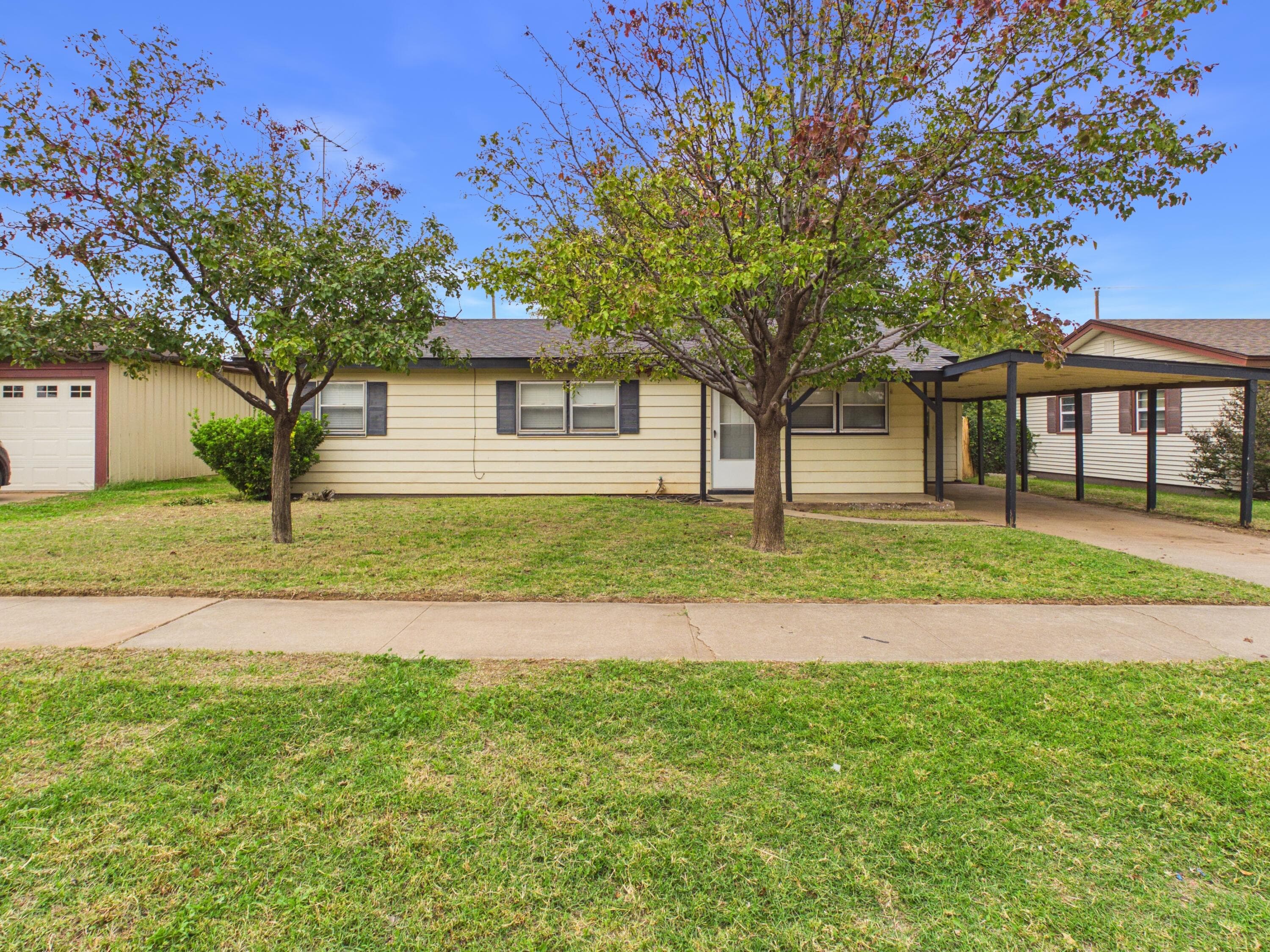 Single Family Residence at 1202 Mocking Bird Lane