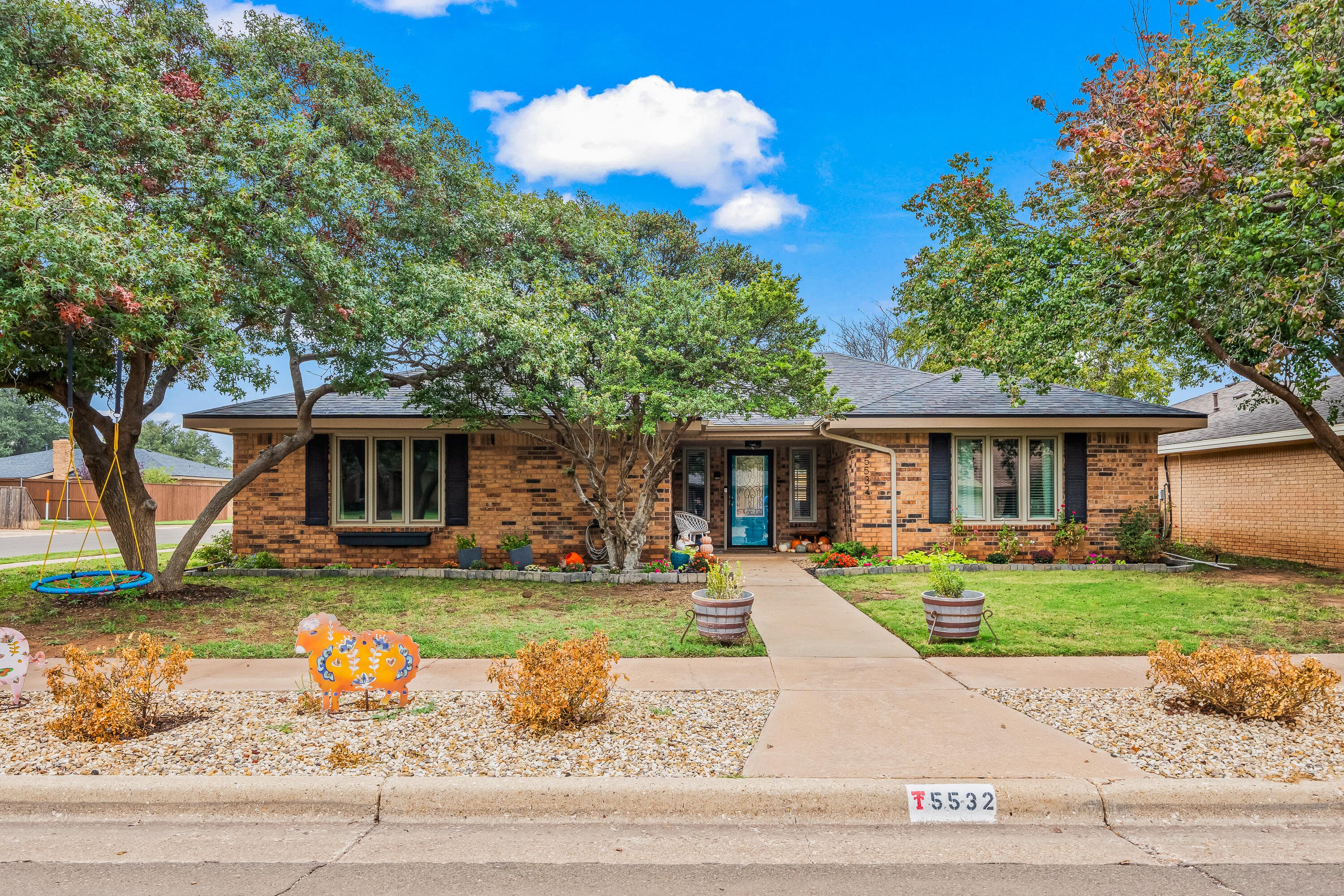 Single Family Residence at 5532 90th Street