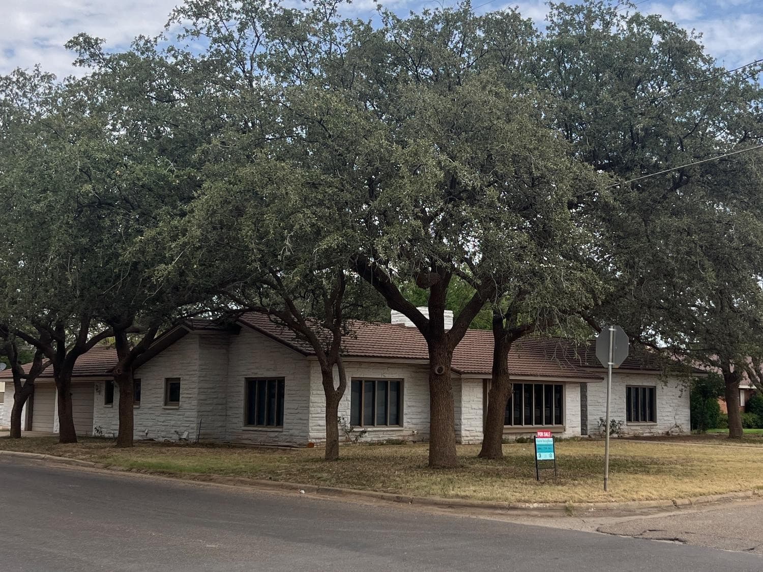 Single Family Residence at 710 N 17th Street