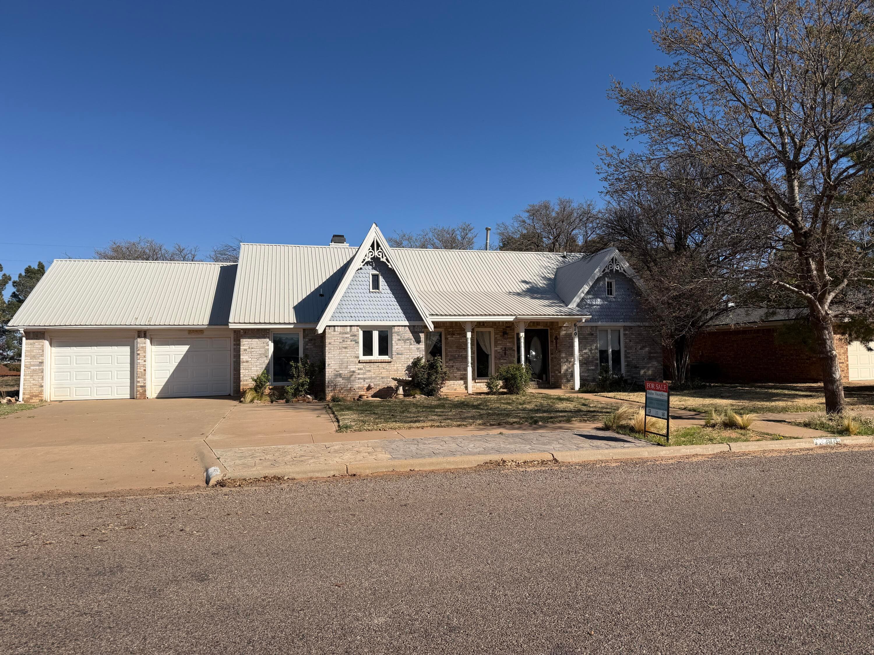Single Family Residence at 610 N 23rd Street