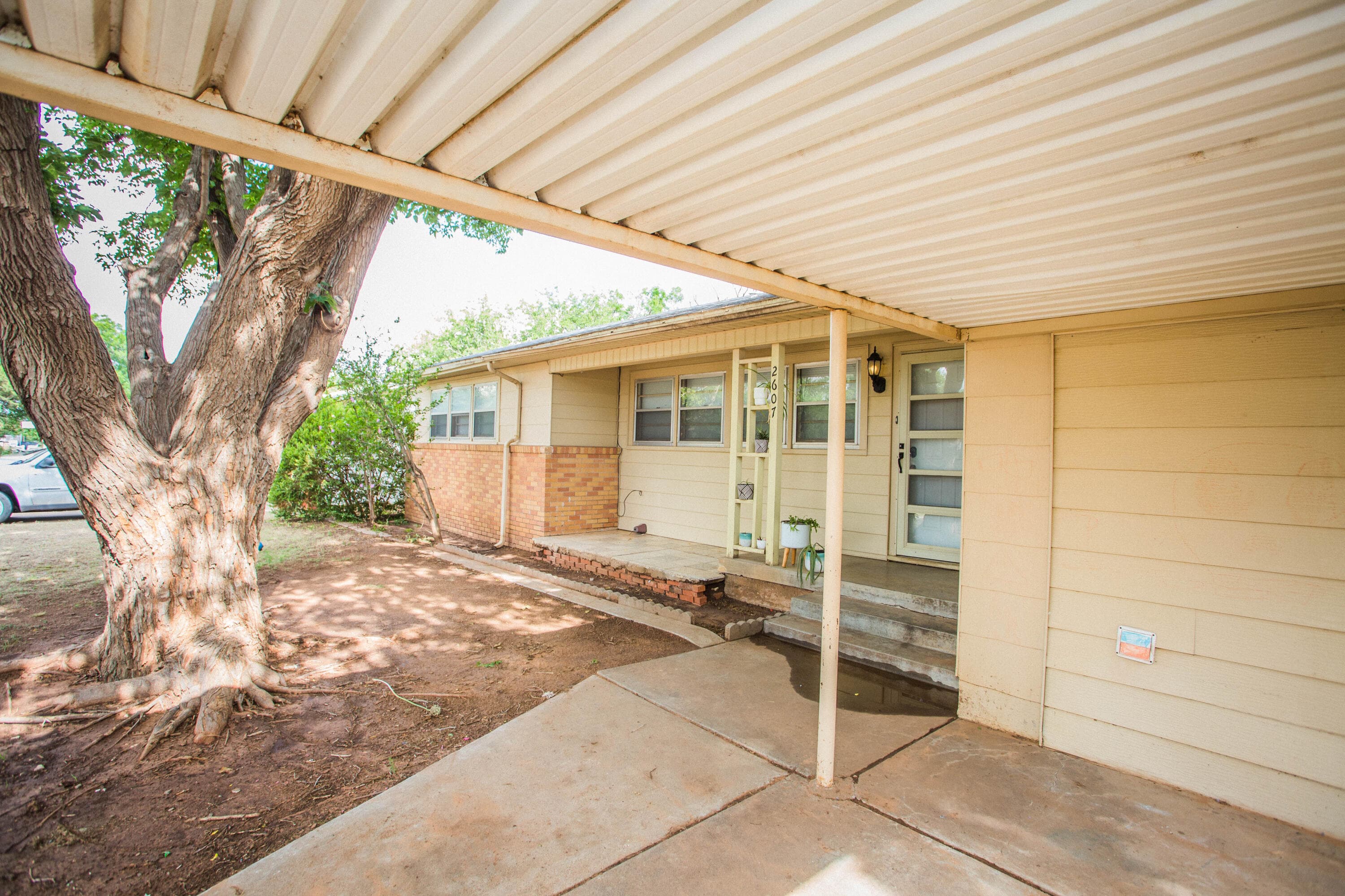 Single Family Residence at 2607 45th Street