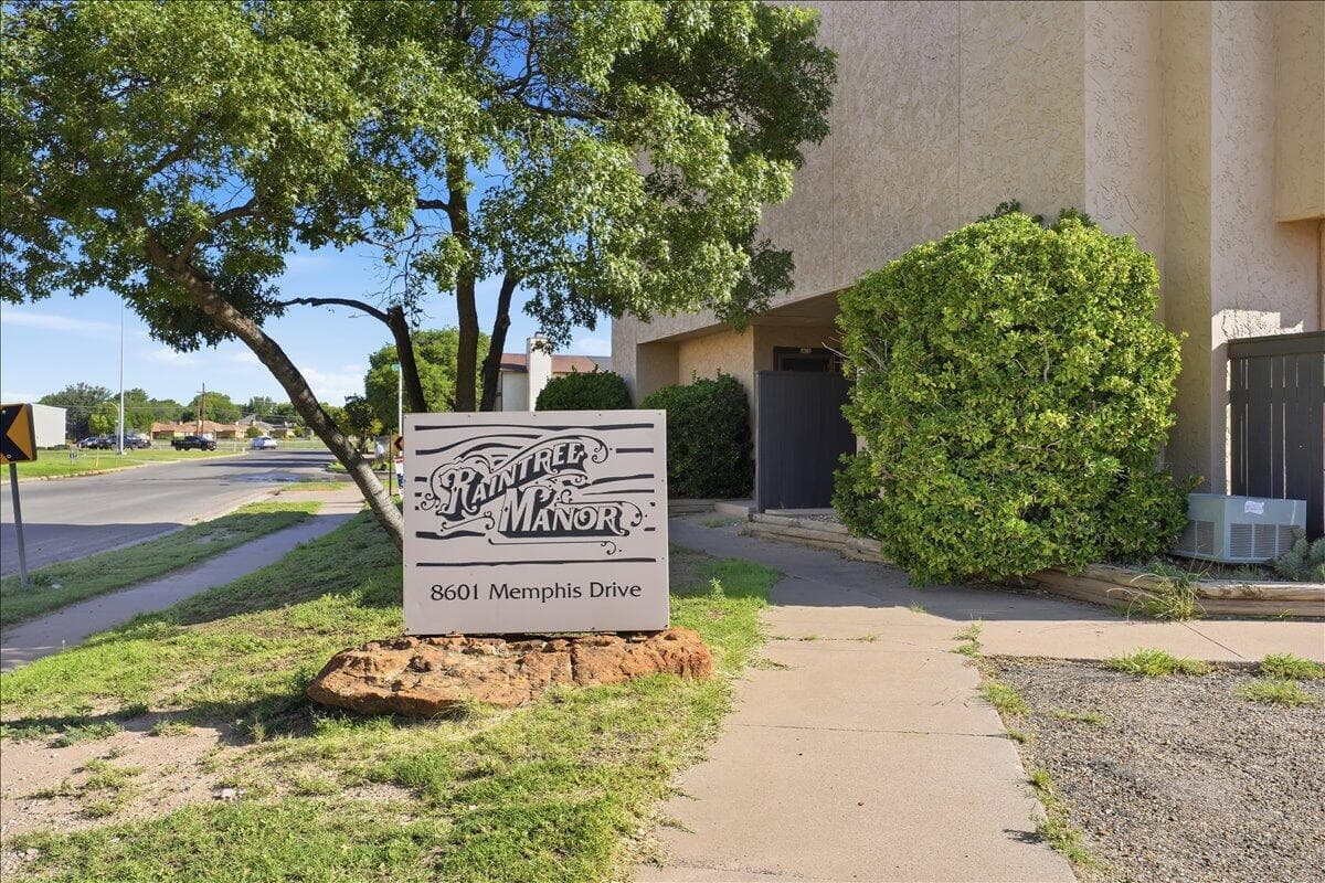Condominium at 8601 Memphis Drive