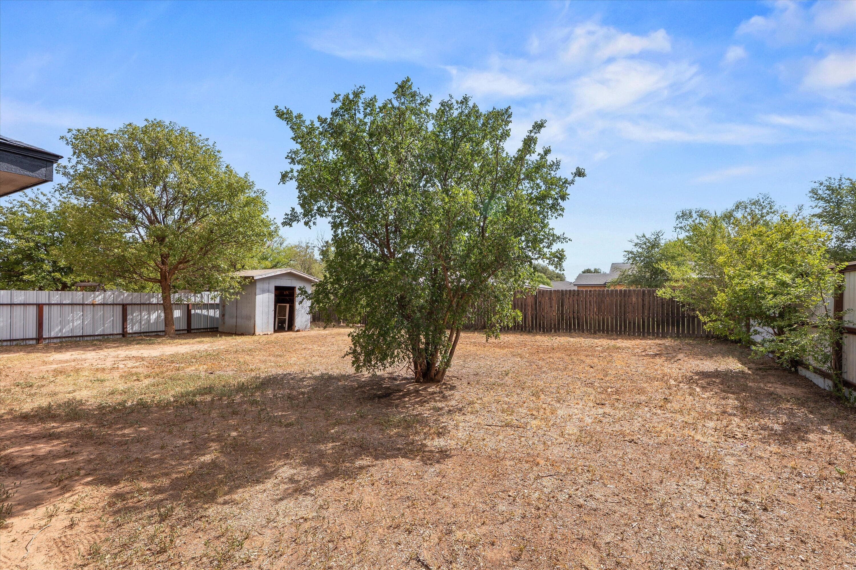 Single Family Residence at 1704 Aberdeen Avenue