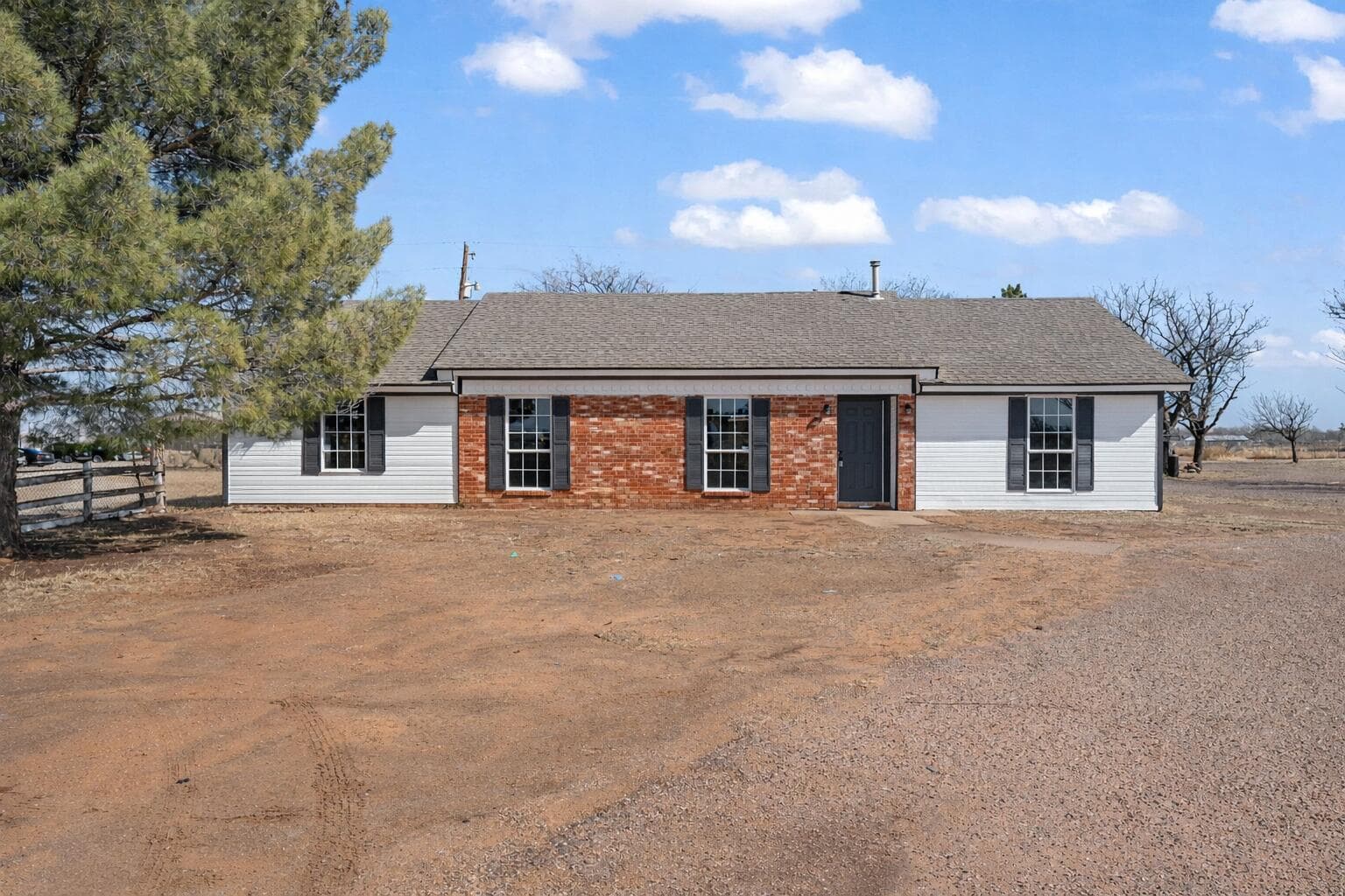Single Family Residence at 2006 N Fm 179