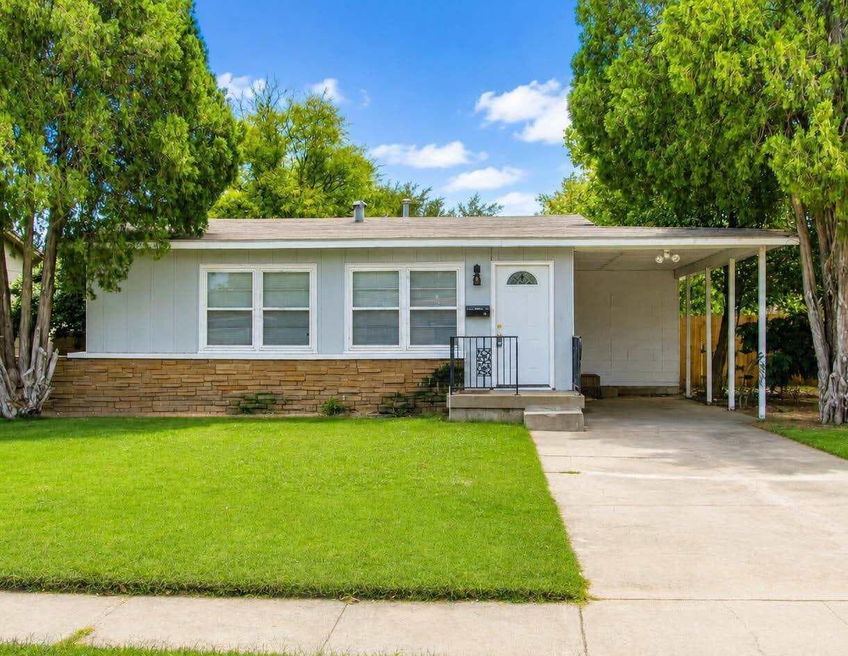 Single Family Residence at 2013 48th Street